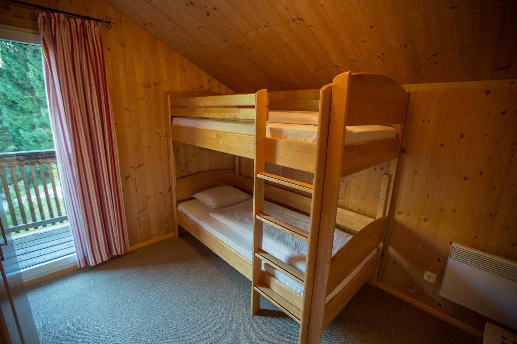 Alpendorf Dachstein West by ALPS RESORTS