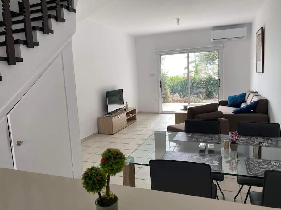 Venus beach 2 bedrooms