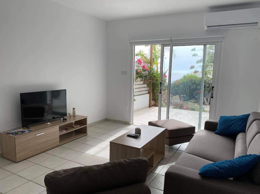 Venus beach 2 bedrooms