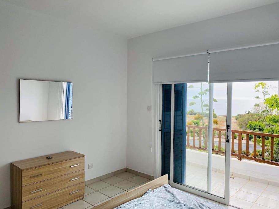Venus beach 2 bedrooms