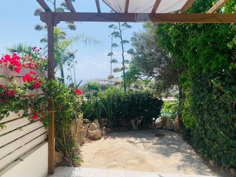 Venus beach 2 bedrooms