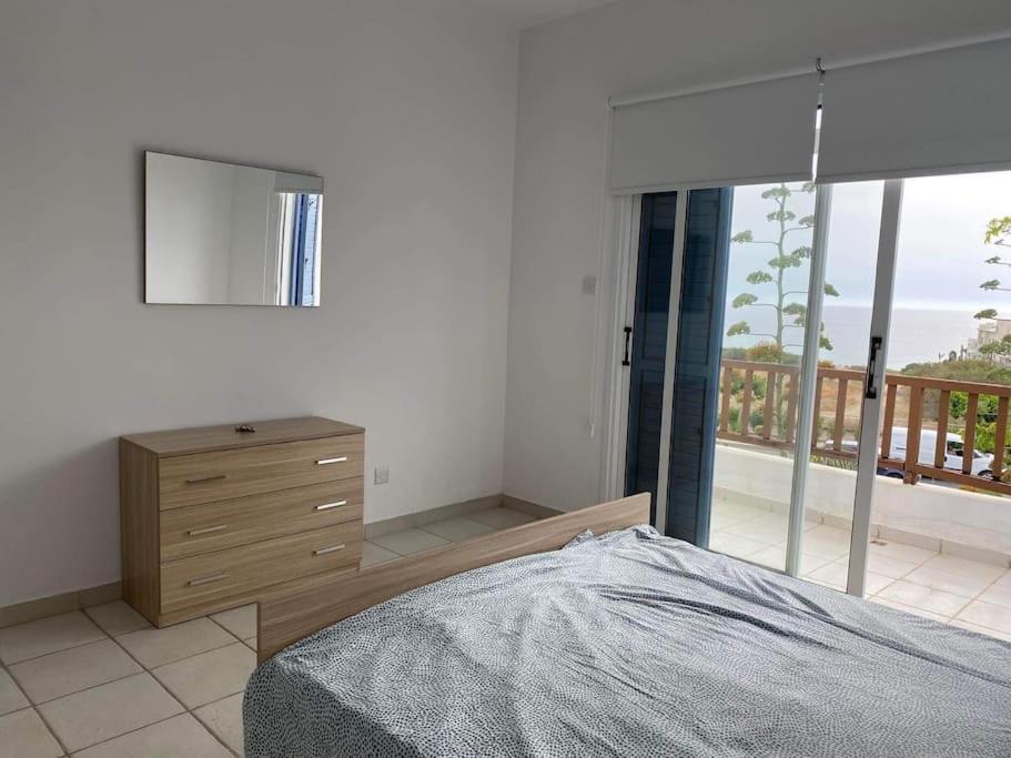 Venus beach 2 bedrooms