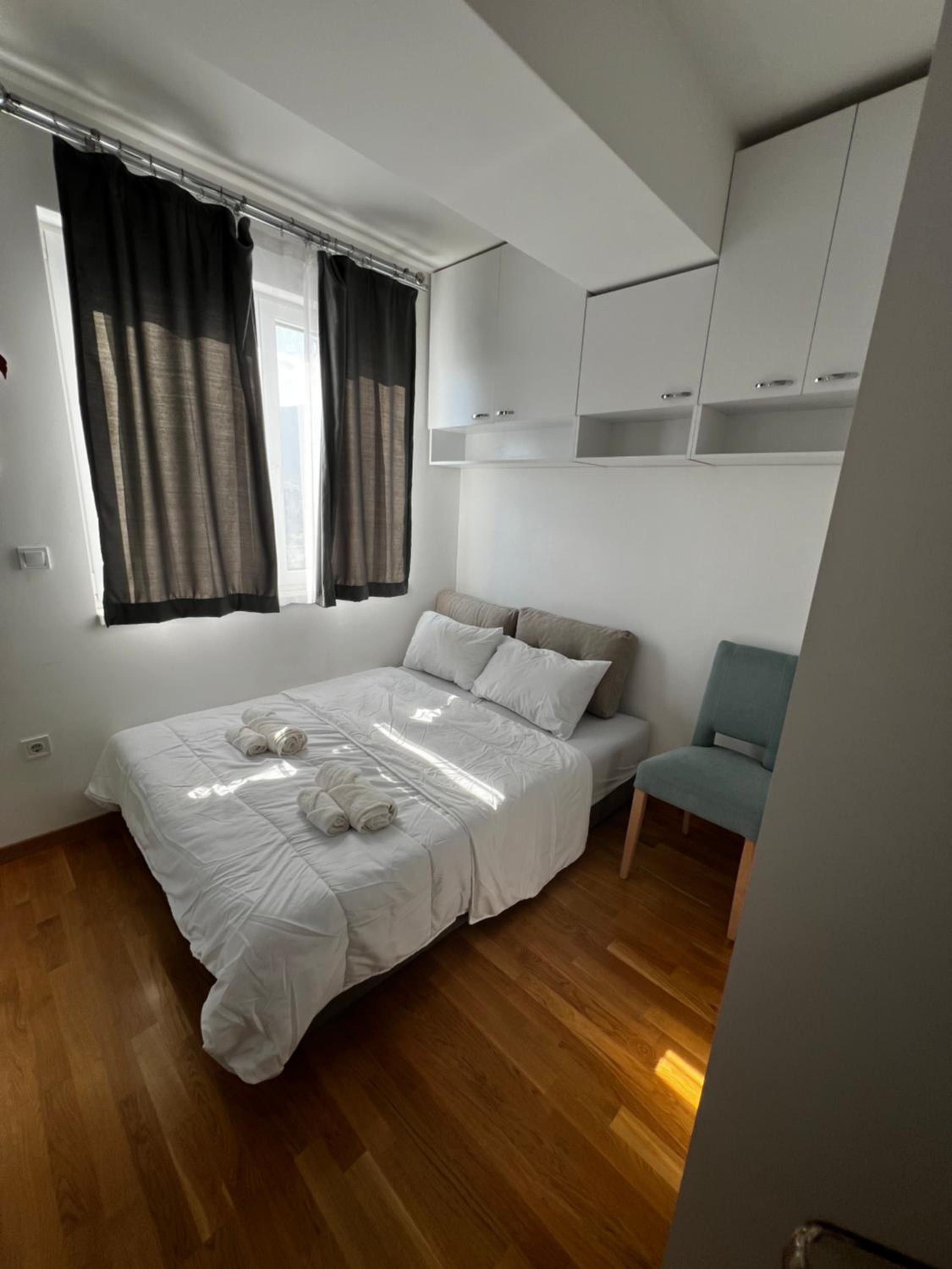 Cozy View Urban Garden Apartment