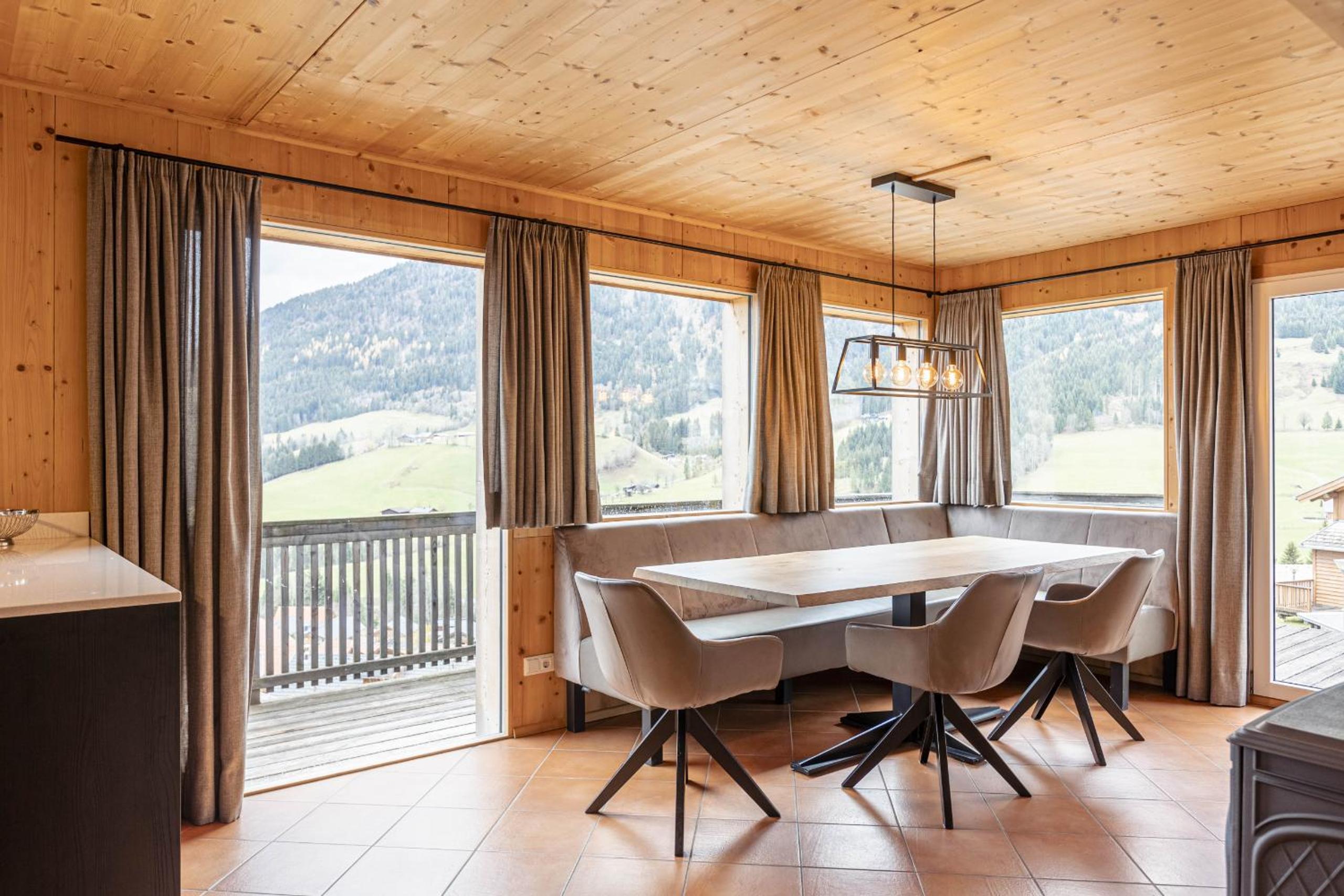 Alpendorf Dachstein West by ALPS RESORTS
