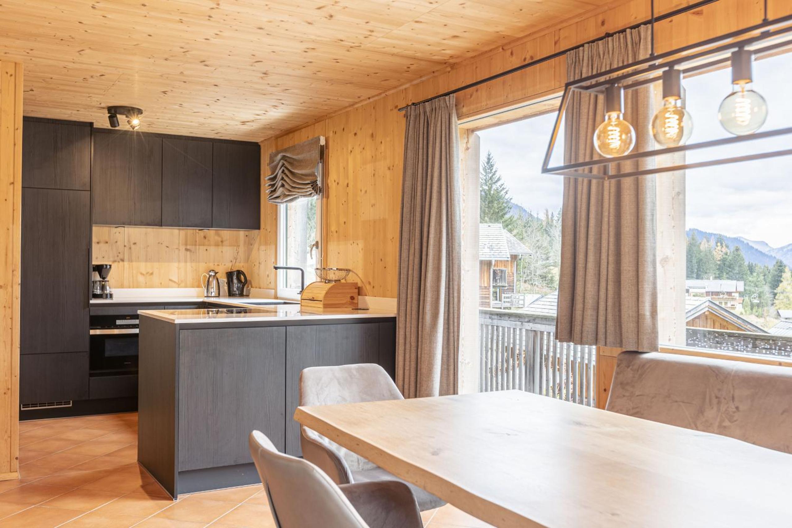 Alpendorf Dachstein West by ALPS RESORTS