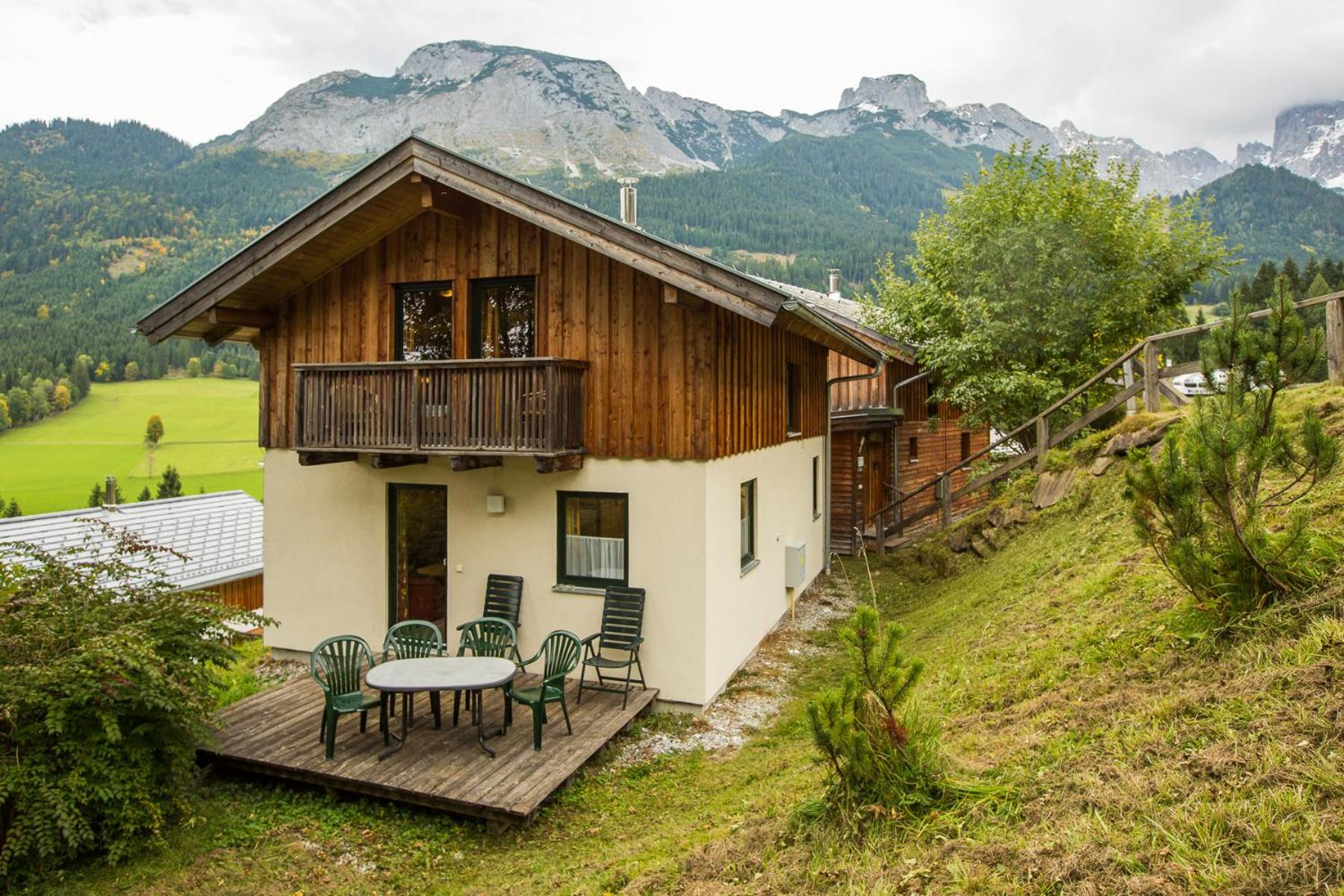 Alpendorf Dachstein West by ALPS RESORTS