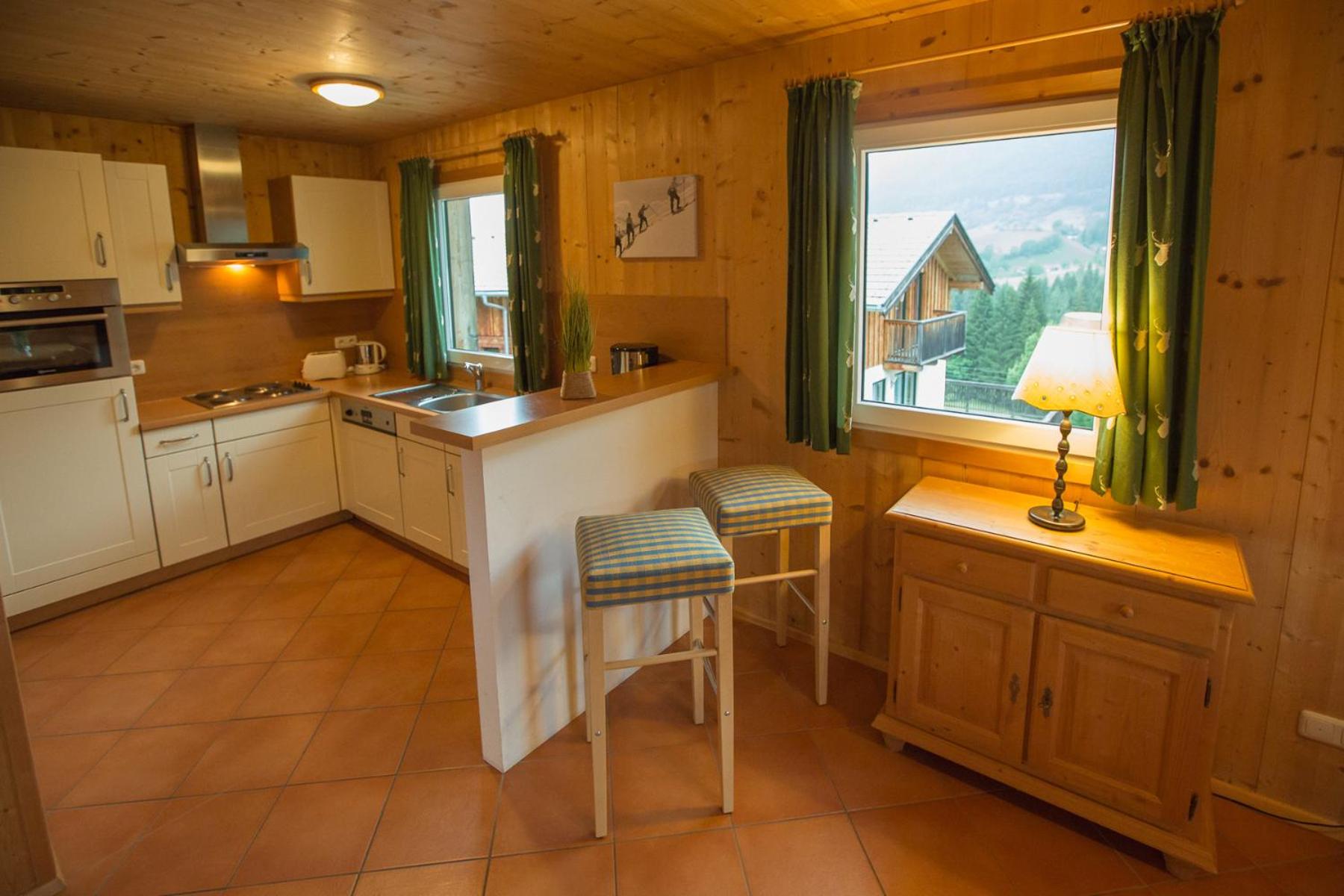 Alpendorf Dachstein West by ALPS RESORTS