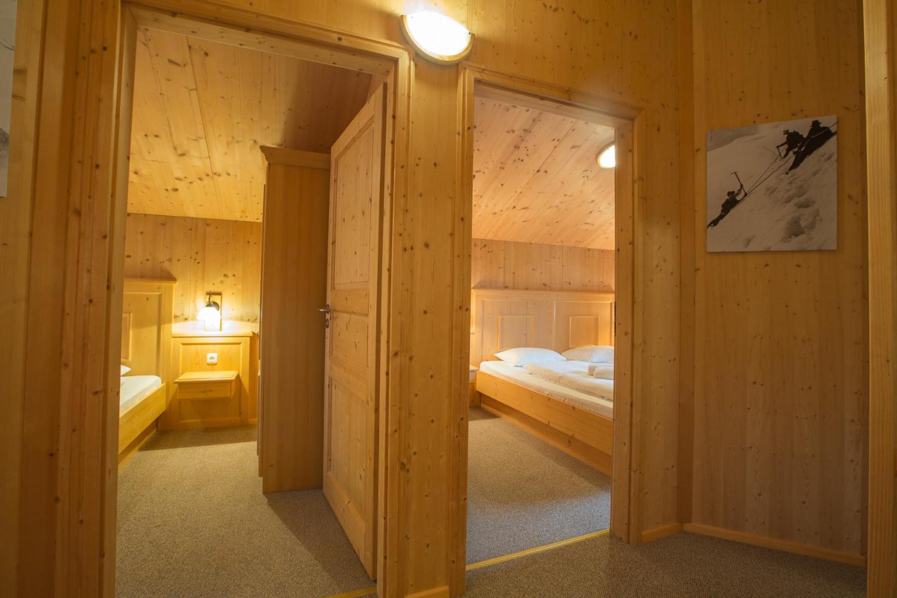 Alpendorf Dachstein West by ALPS RESORTS