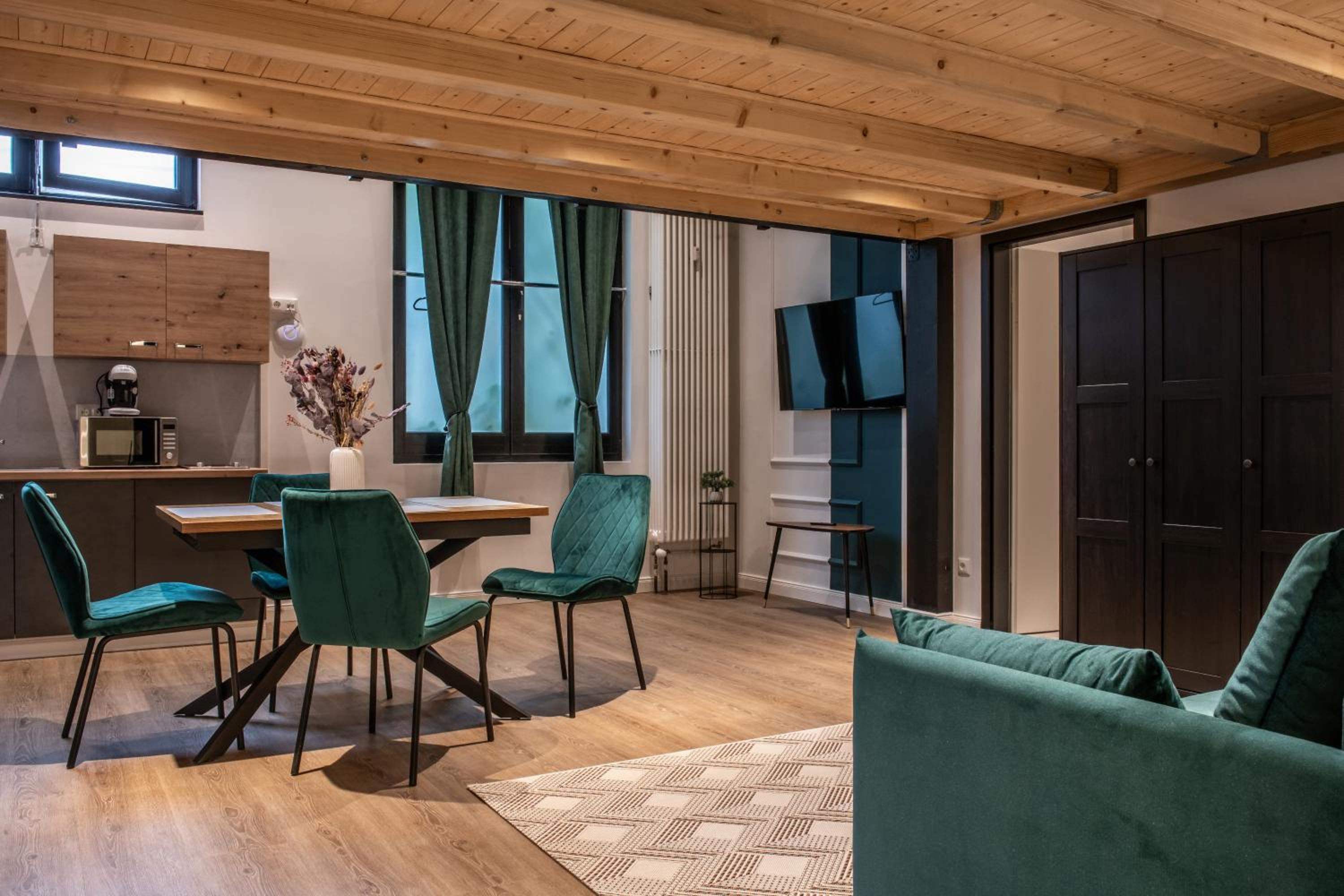 Oran Apartment 6