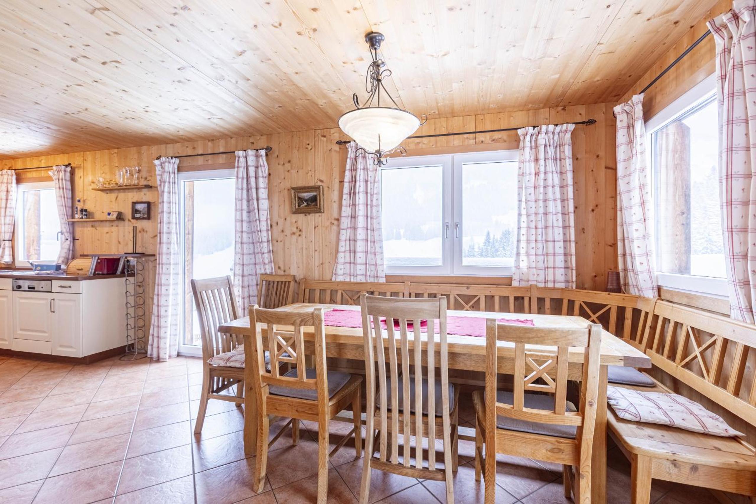 Alpendorf Dachstein West by ALPS RESORTS