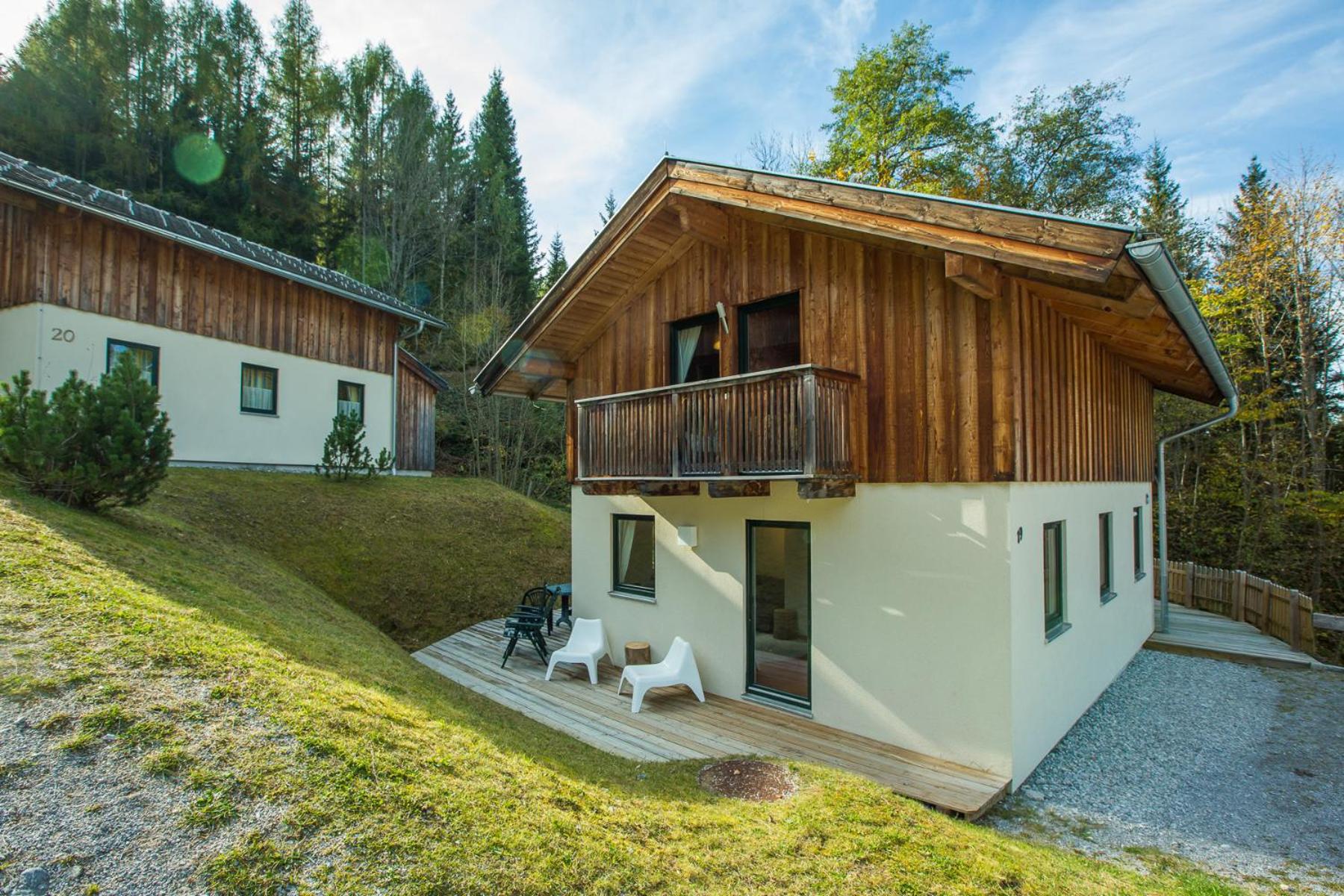 Alpendorf Dachstein West by ALPS RESORTS