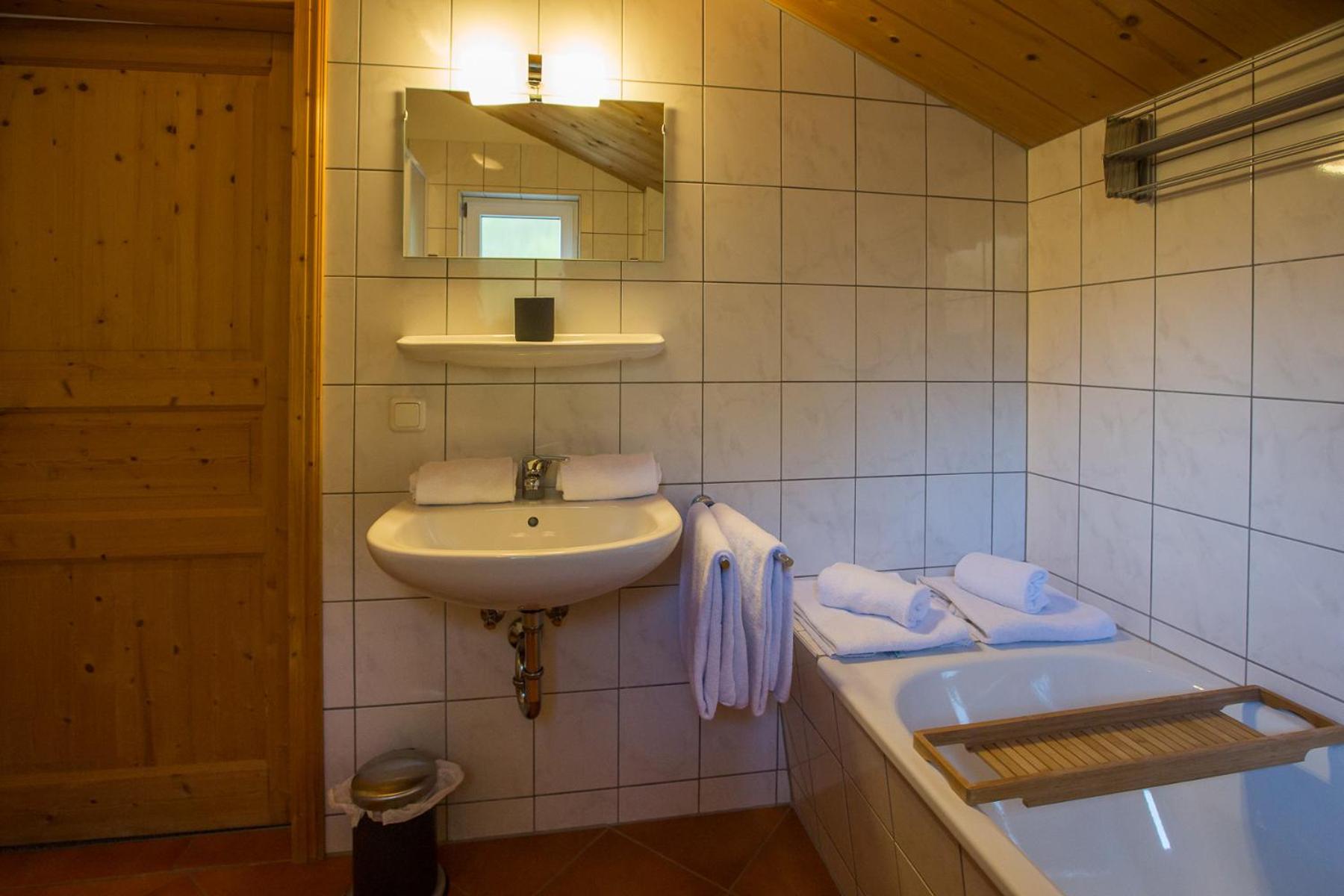 Alpendorf Dachstein West by ALPS RESORTS