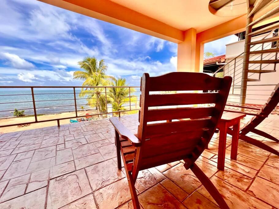 Beachfront jesperfortin at ma il com Views