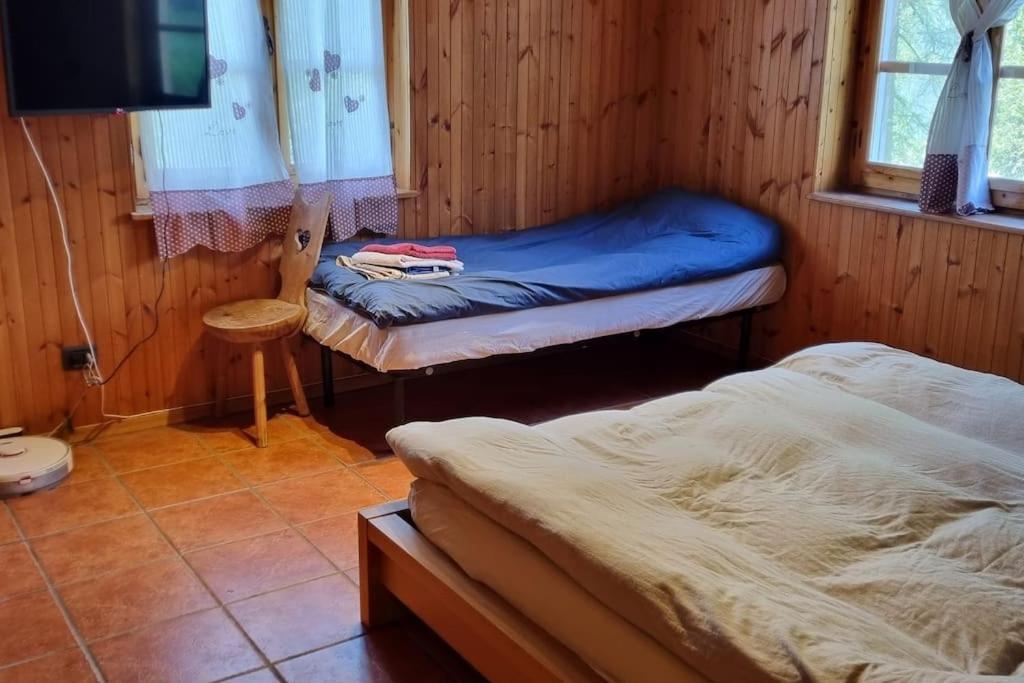 Studio flat with breathtaking view in Crest view 5