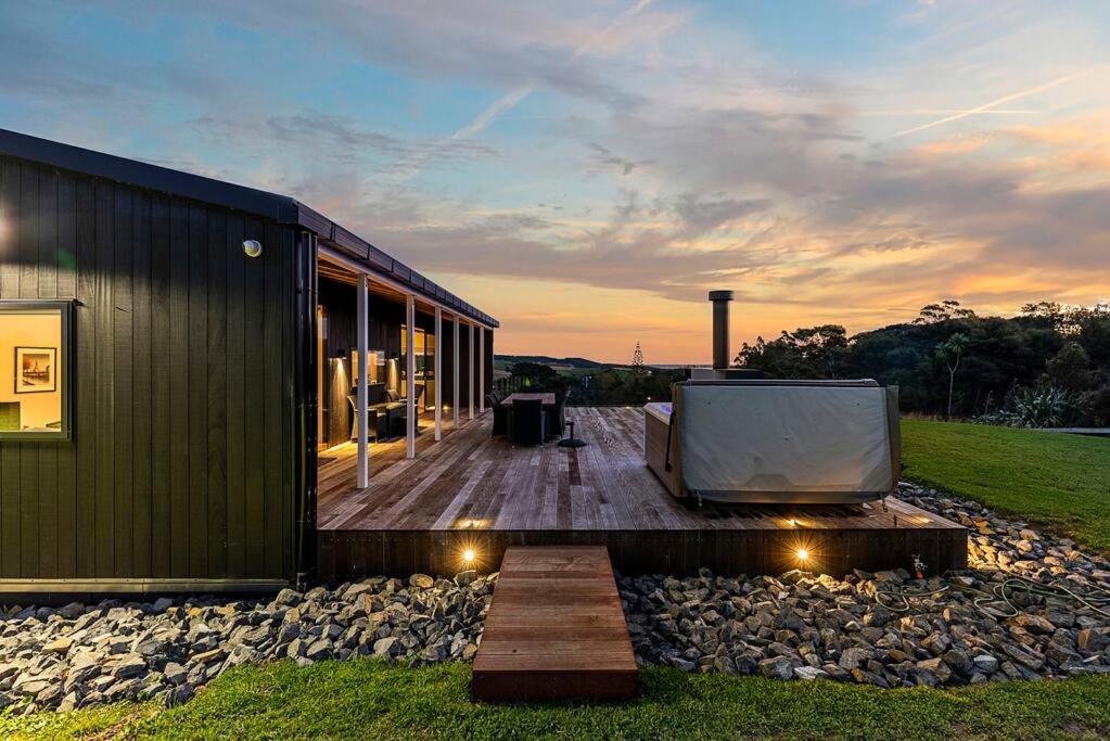 Skyfall - Luxury Country Retreat