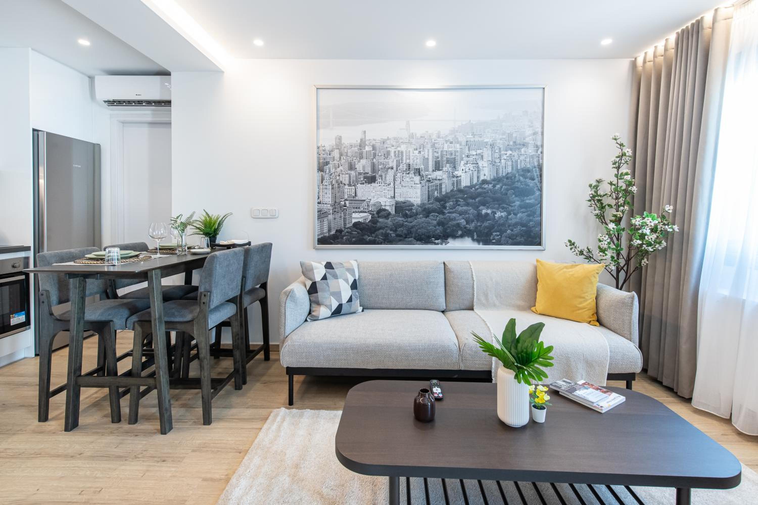 Anemoi Home - Luxe Stay with Pool & Gym by TT