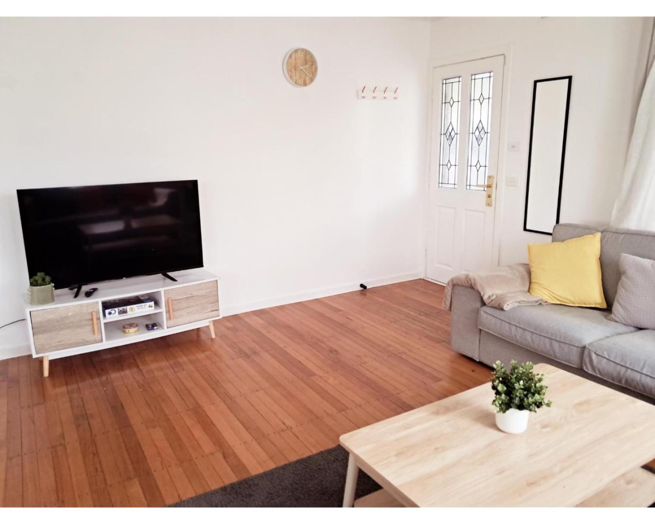 Holiday Home in Lakes Entrance!