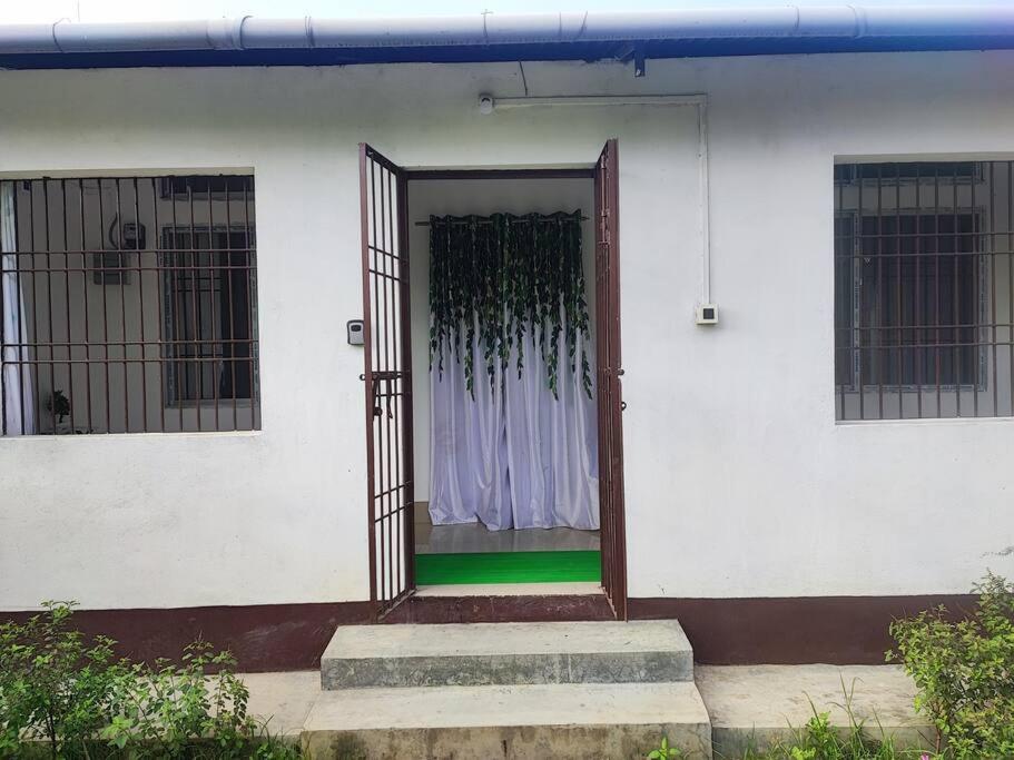 Greenwood Cabins Homestay, The Greenhouse view 3