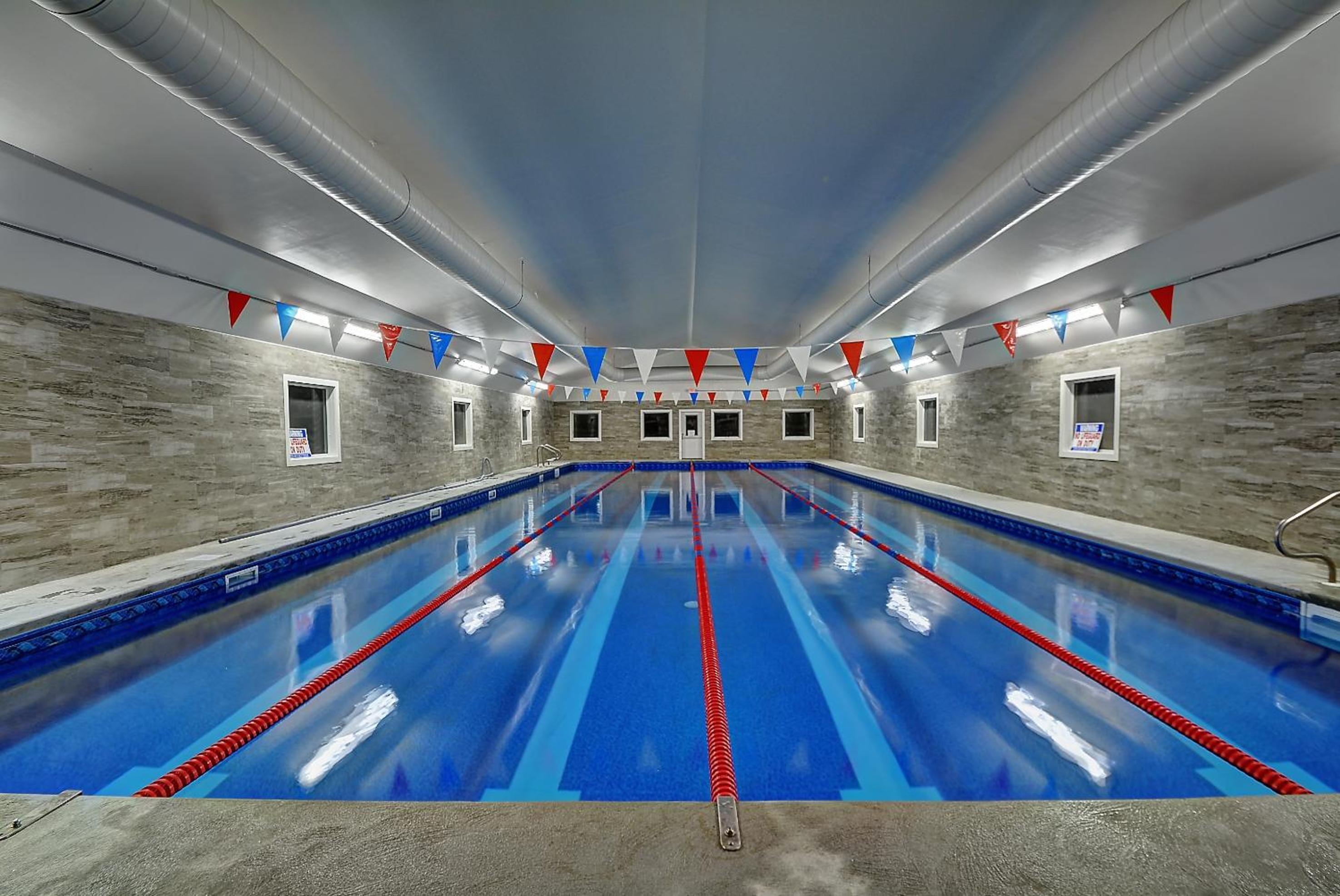 Brattleboro Vacations - Colonial Motel and Spa - Property Image 20