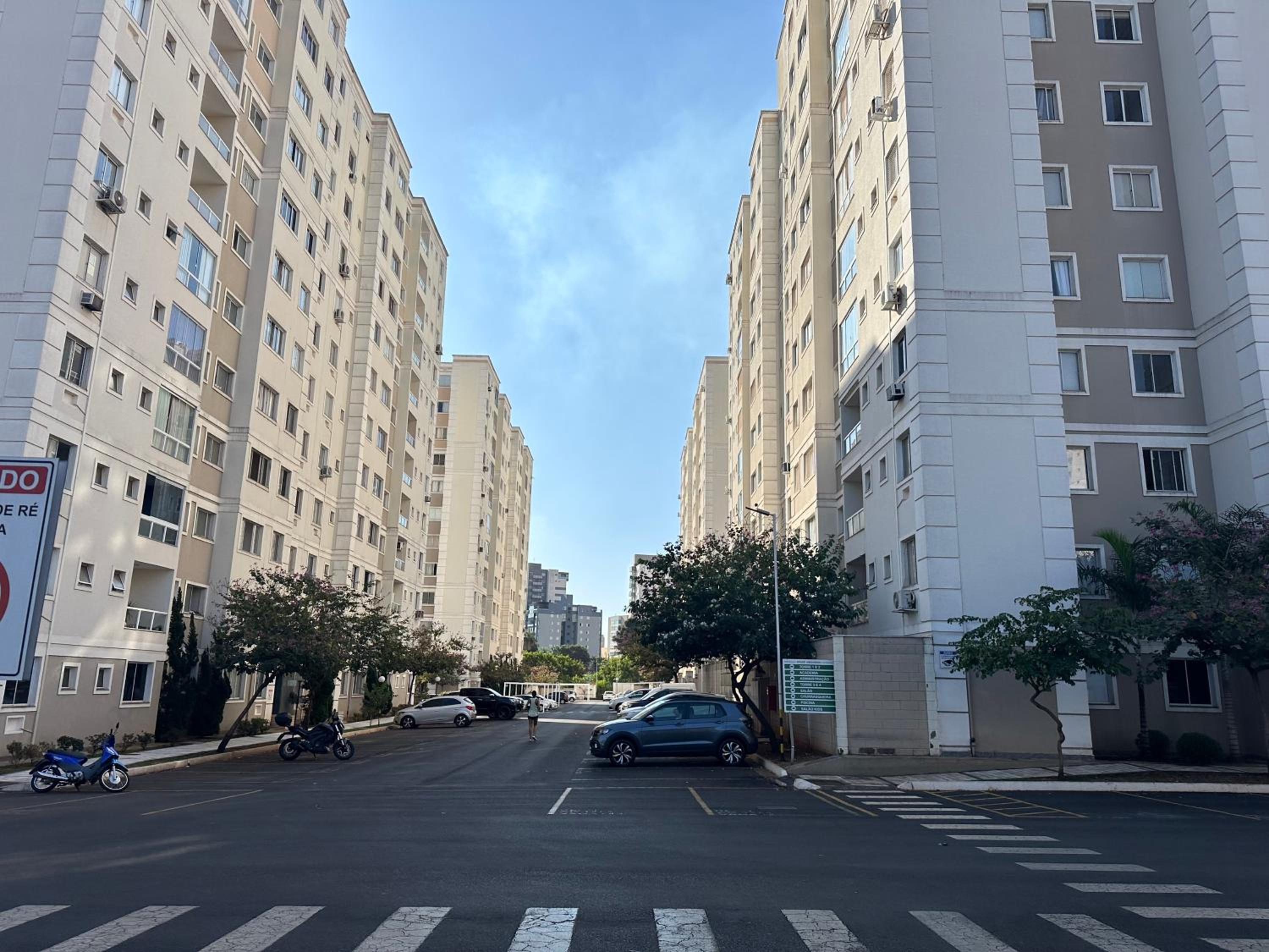 Flats Praia Uberlandia - Apt próximo ao Praia Clube - Area de lazer com Portaria 24 horas, piscina, academia, brinquedoteca, churrasqueira e áreas verdes p