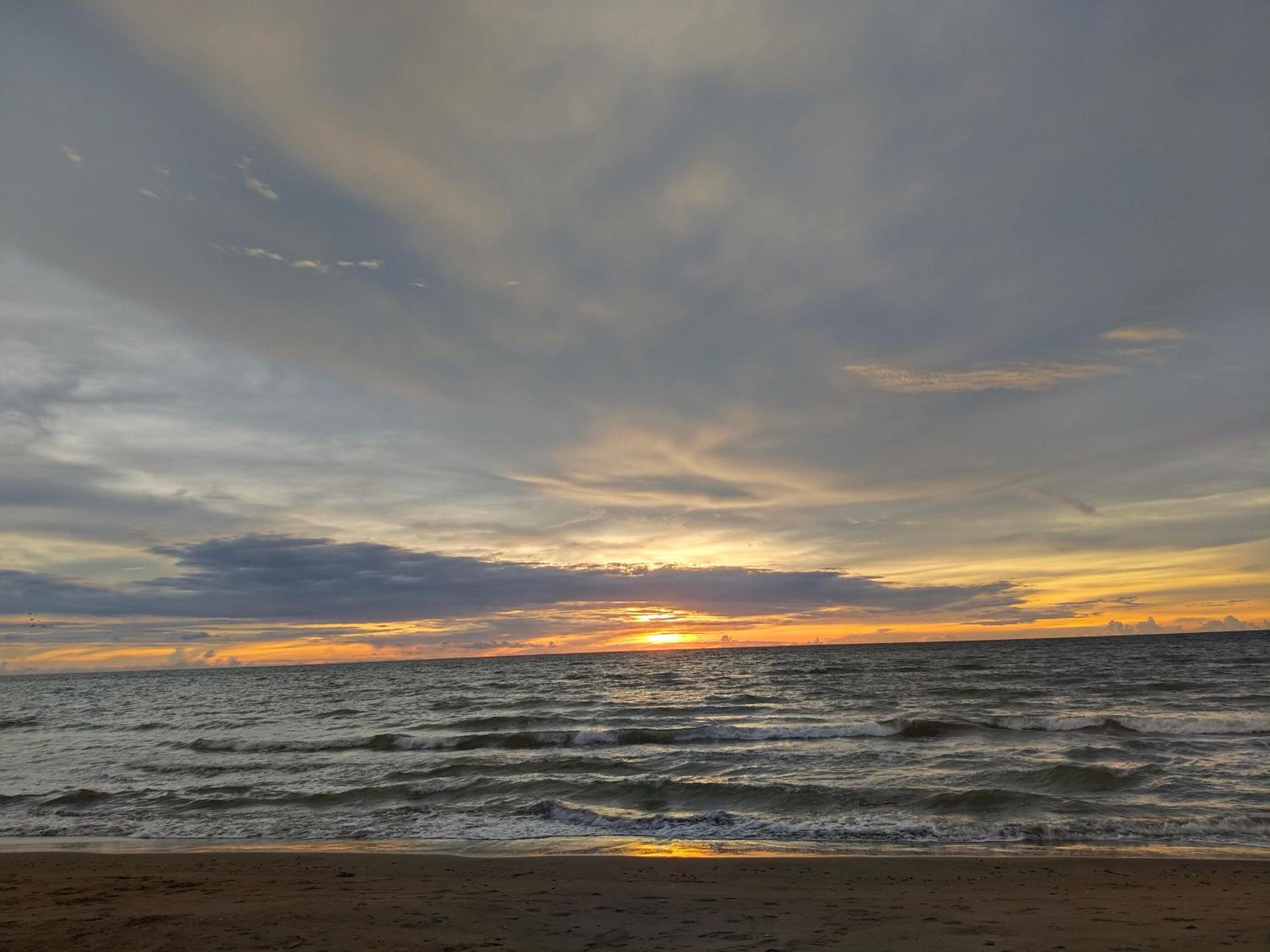 Seaside Sunset Beach Resort view 2