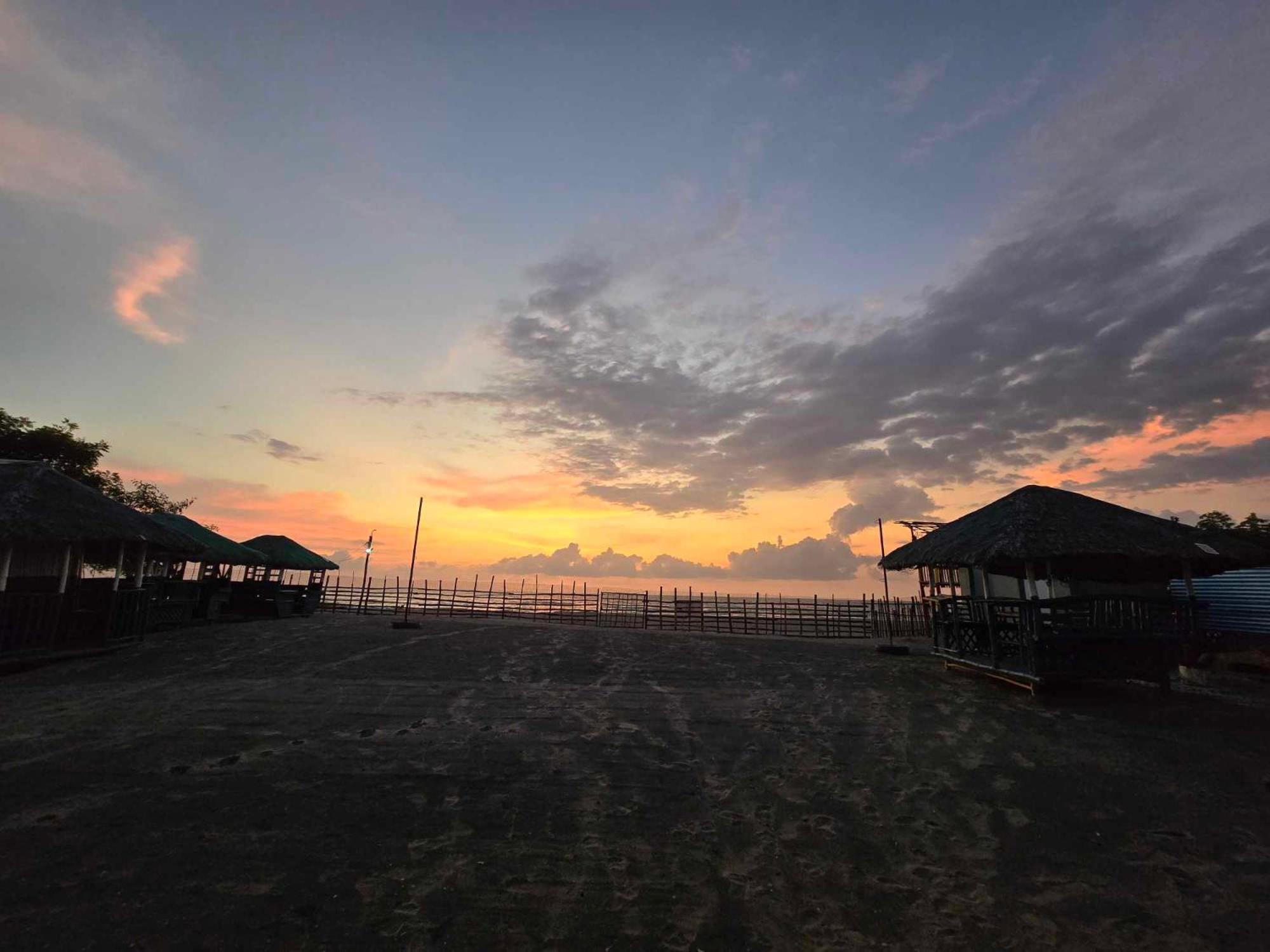 Seaside Sunset Beach Resort view 3