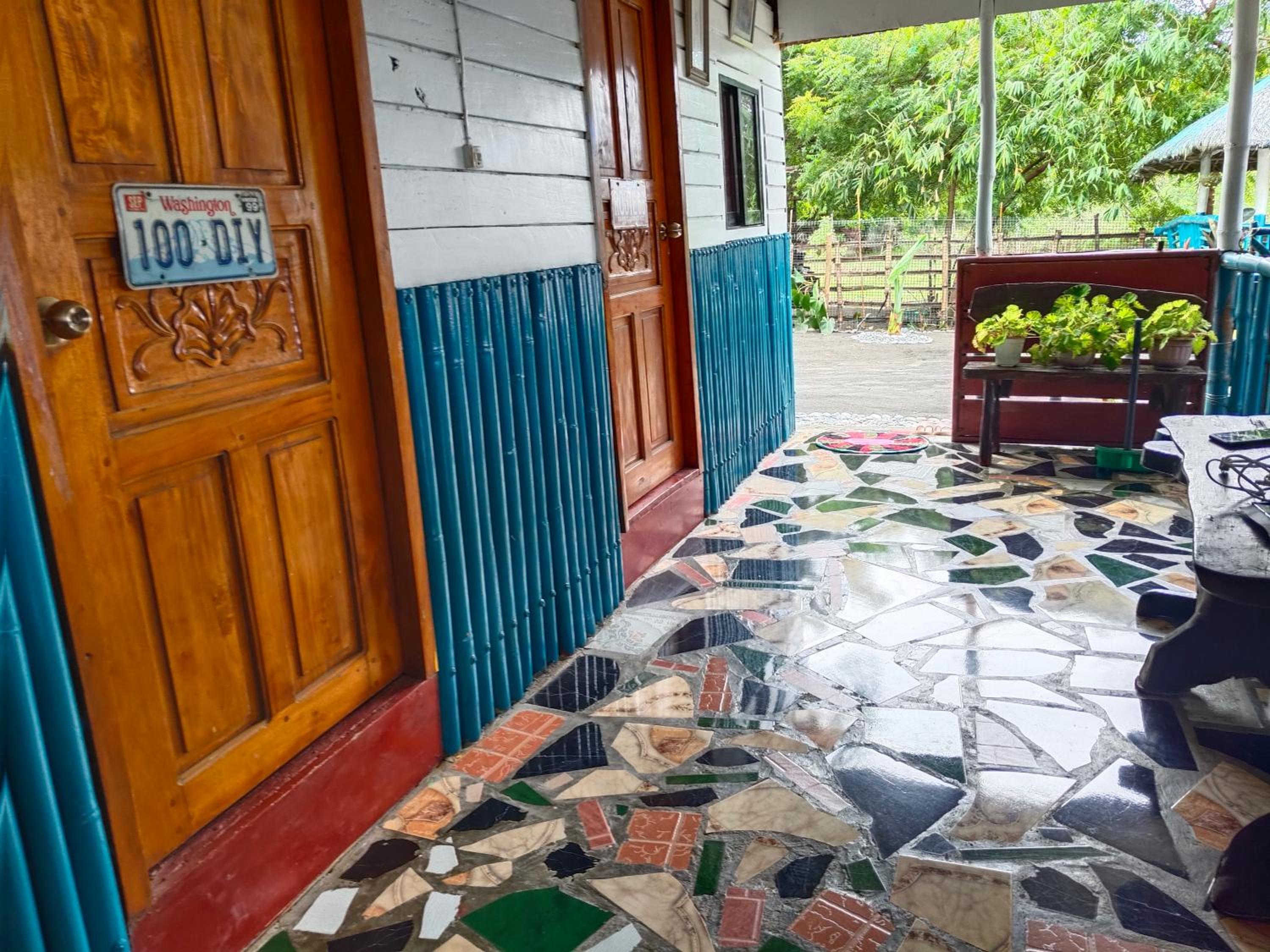 Photo 6
