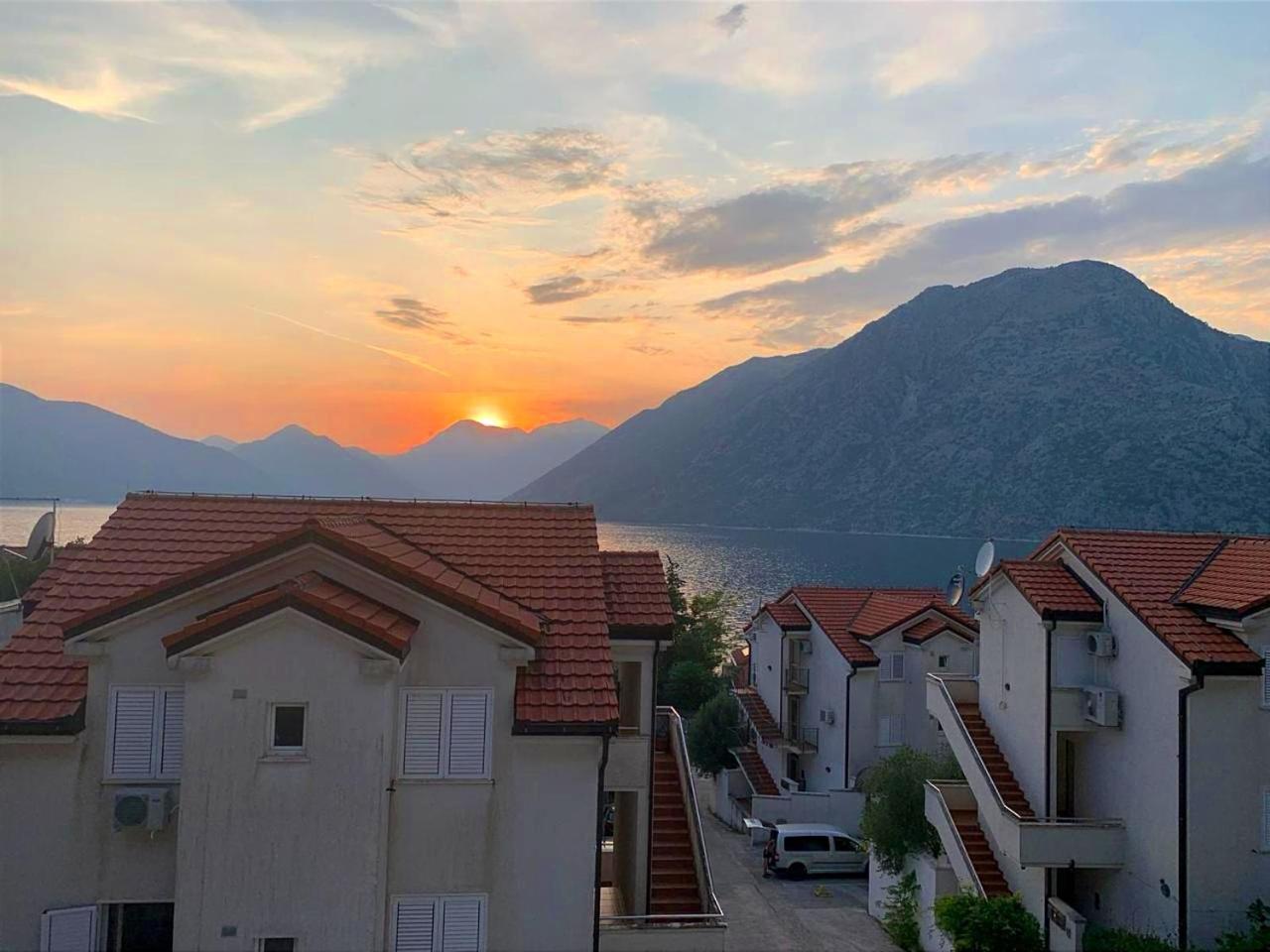Apartment with private pool Kotor, Ljuta