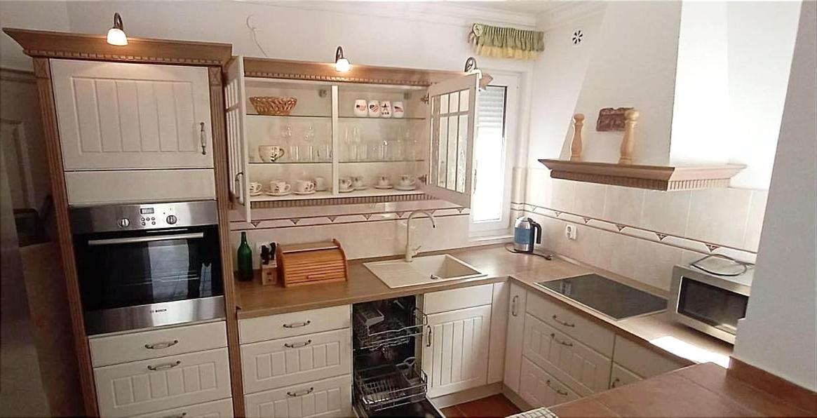 Apartment with private pool Kotor, Ljuta