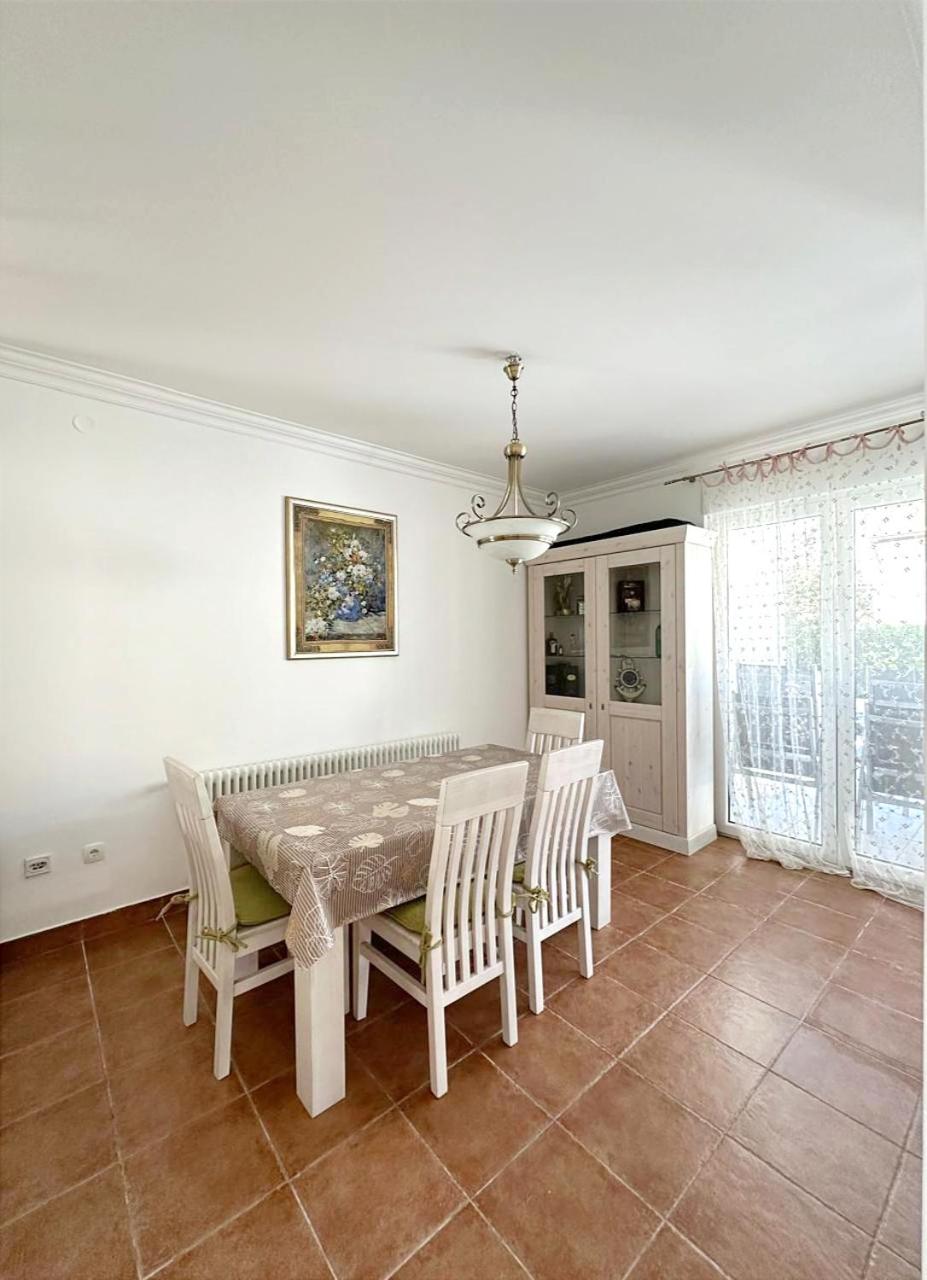 Apartment with private pool Kotor, Ljuta
