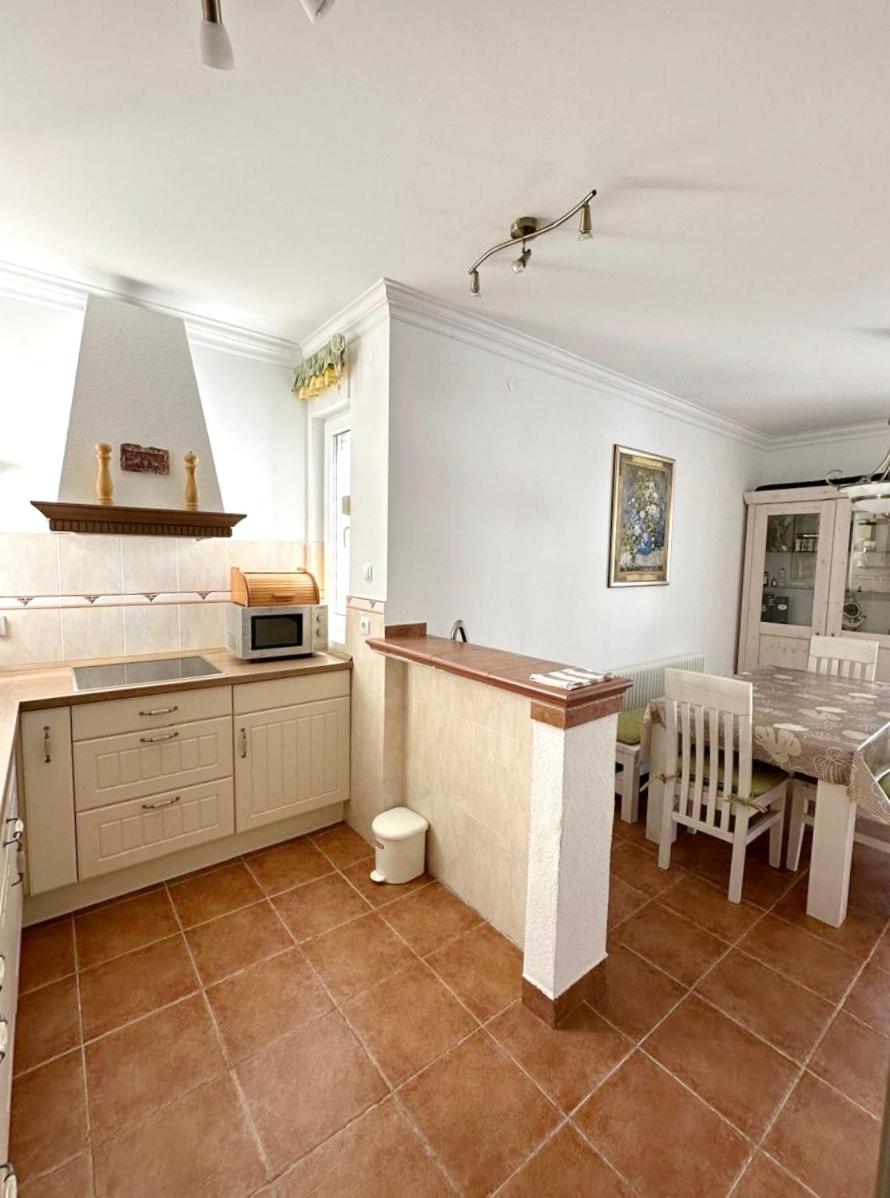 Apartment with private pool Kotor, Ljuta