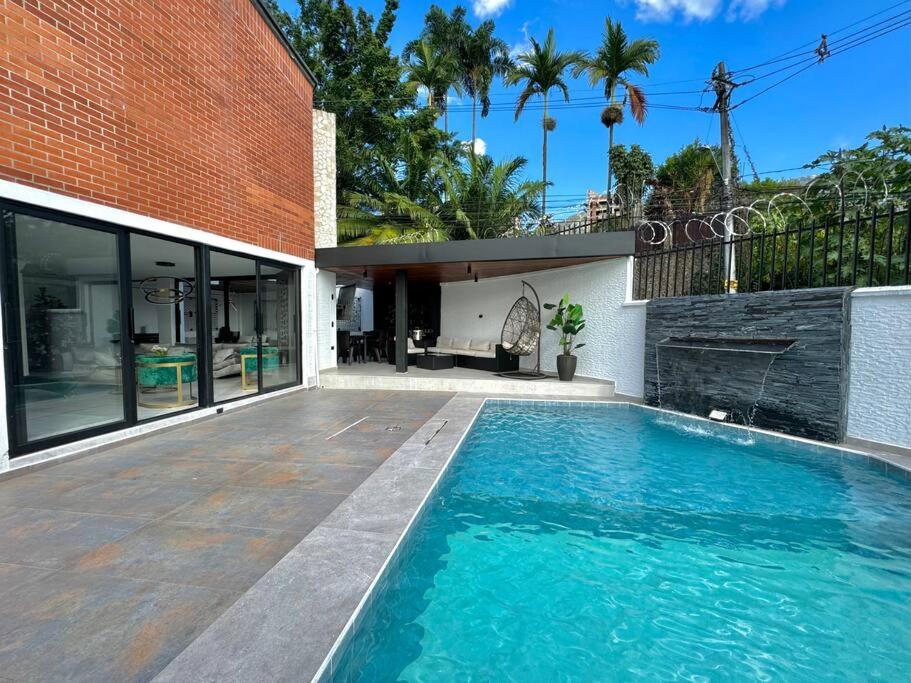 Mansión moderna Poblado-Piscina-