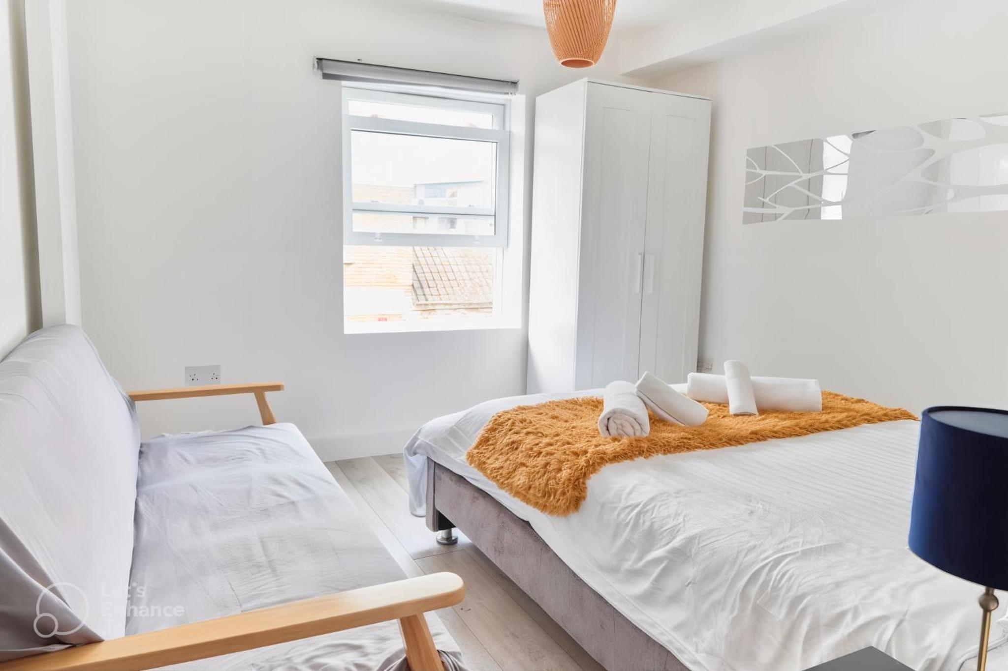 6 Sleeper Sanctuary in BrickLane