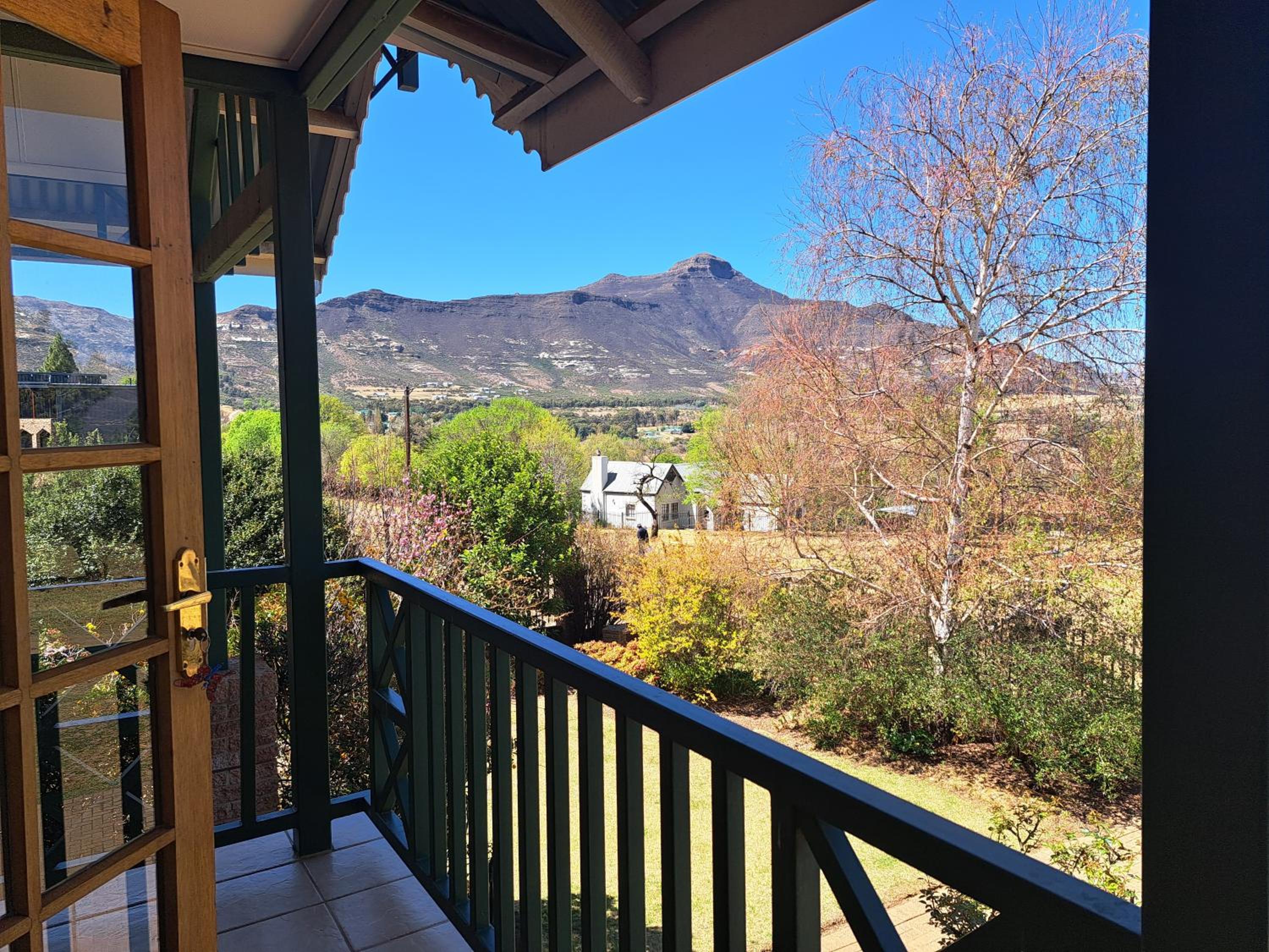 Clarens Mount Rose self-catering holiday house view 2