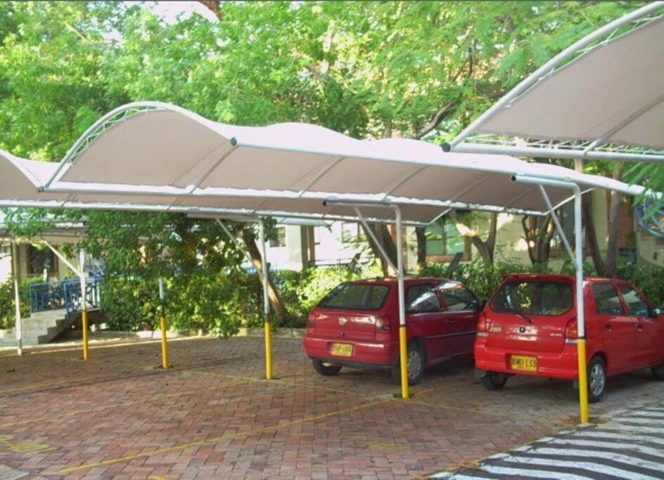 Apartamento en Condominio Girardot Resort 3402
