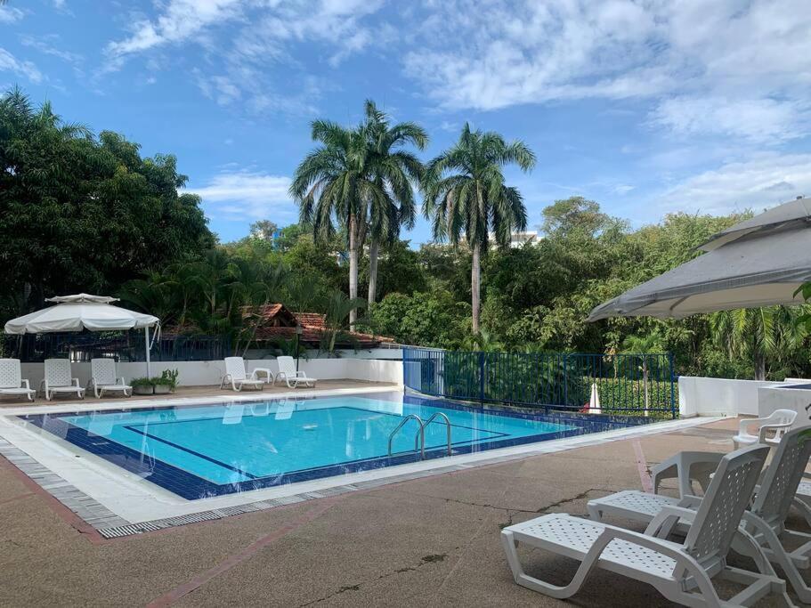 Apartamento en Condominio Girardot Resort 3402