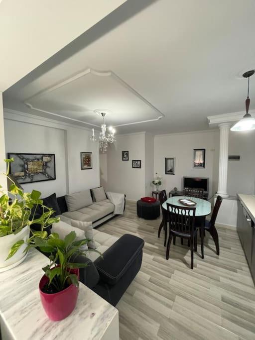 Albos Apartment