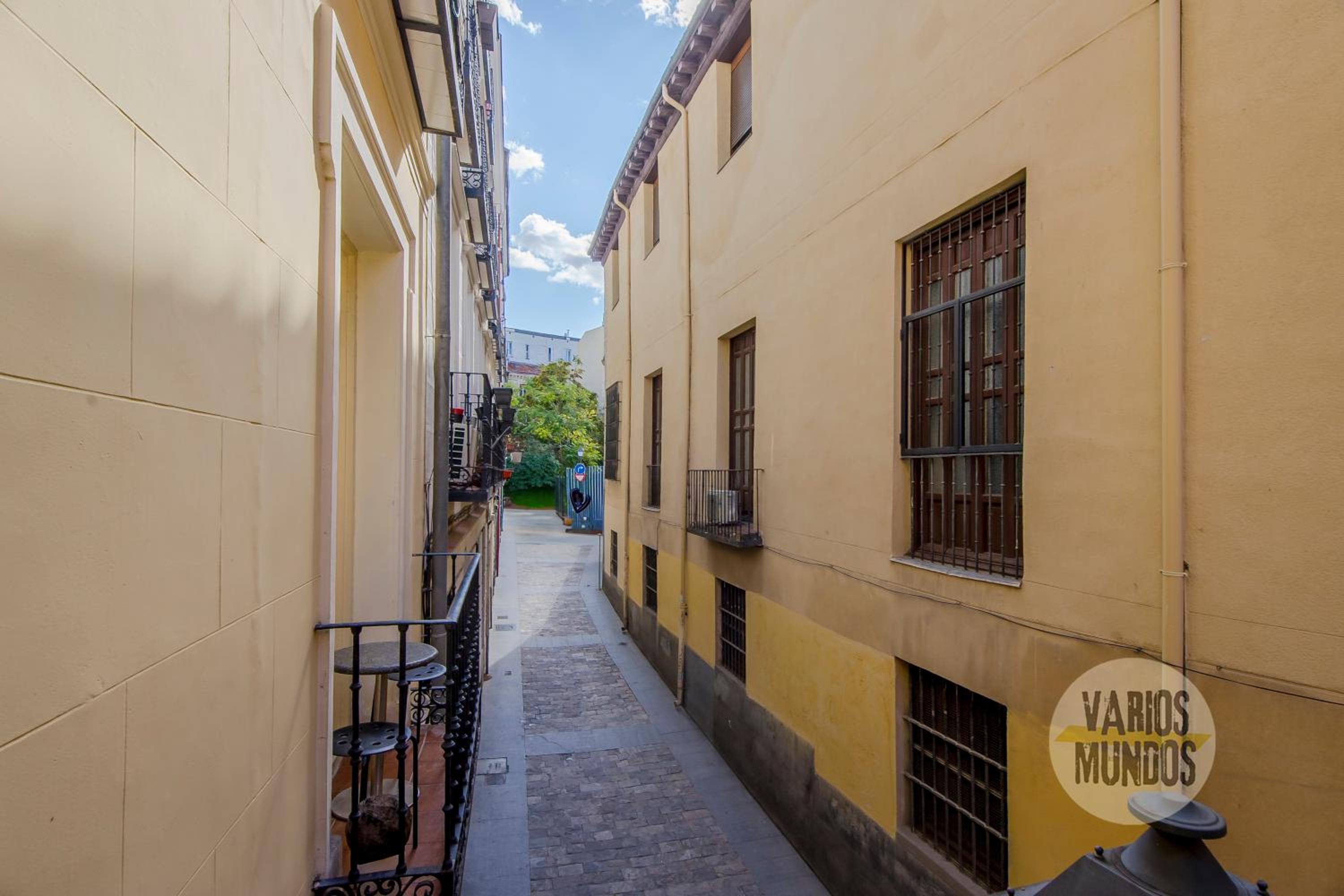 Great Apt para 6pax in the heart of Madrid Center view 4