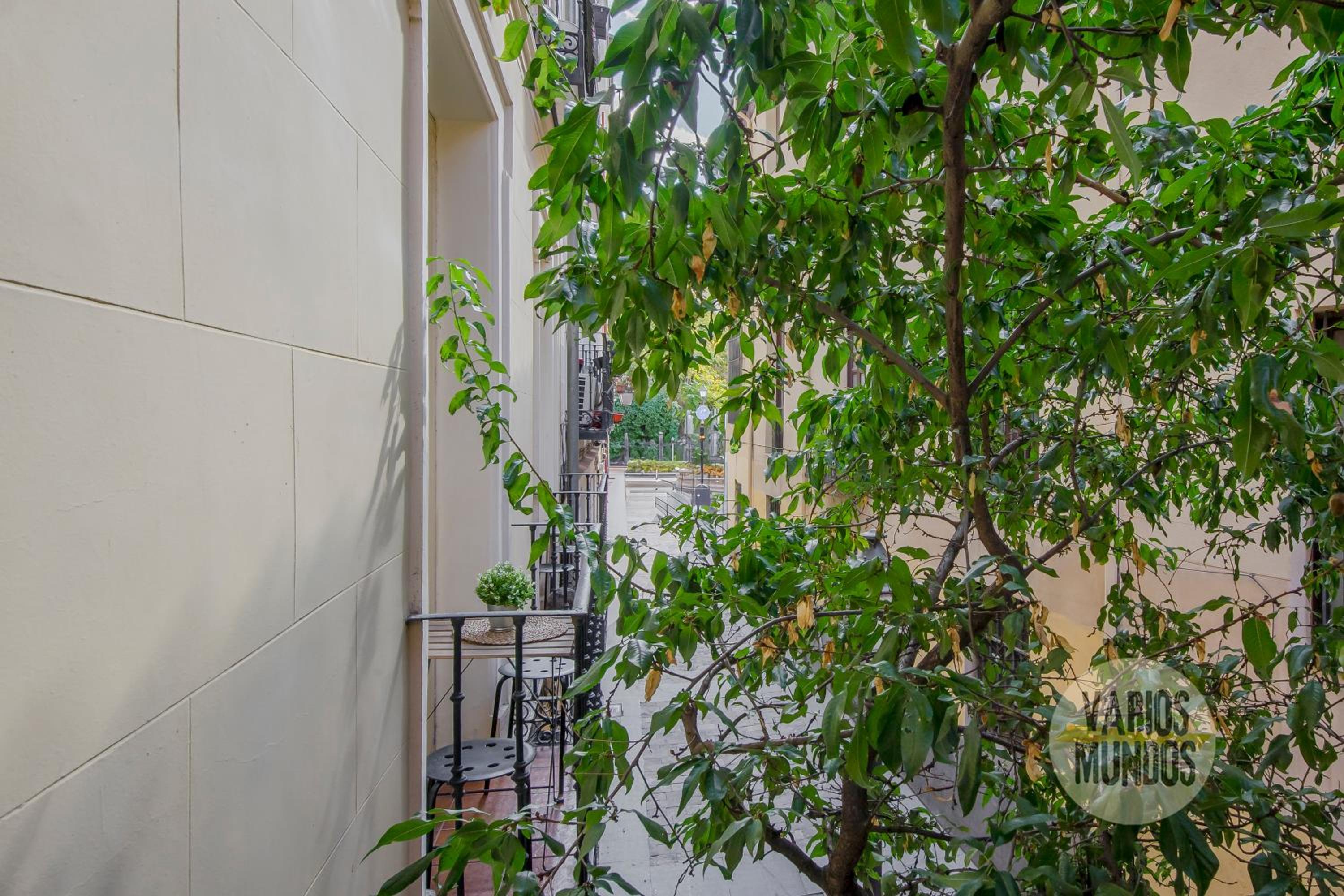 Great Apt para 6pax in the heart of Madrid Center view 3