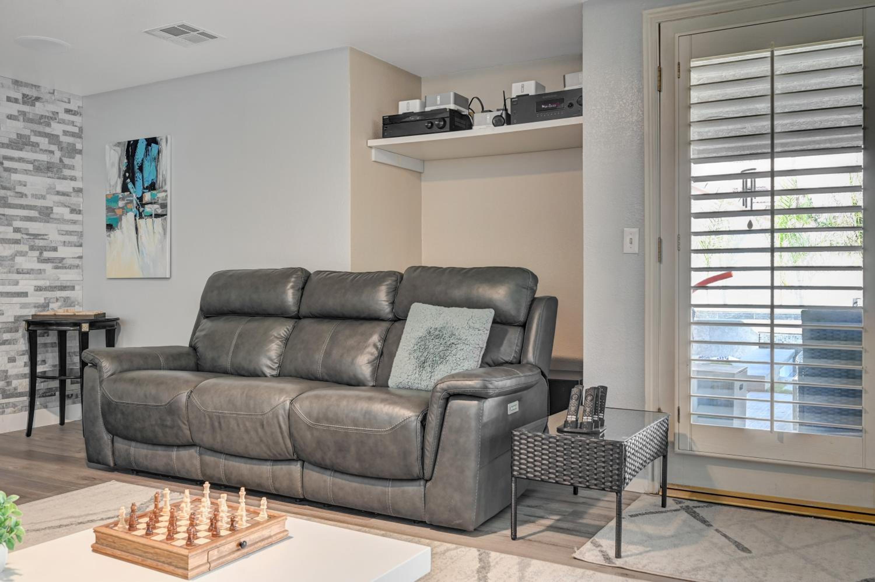 lounge