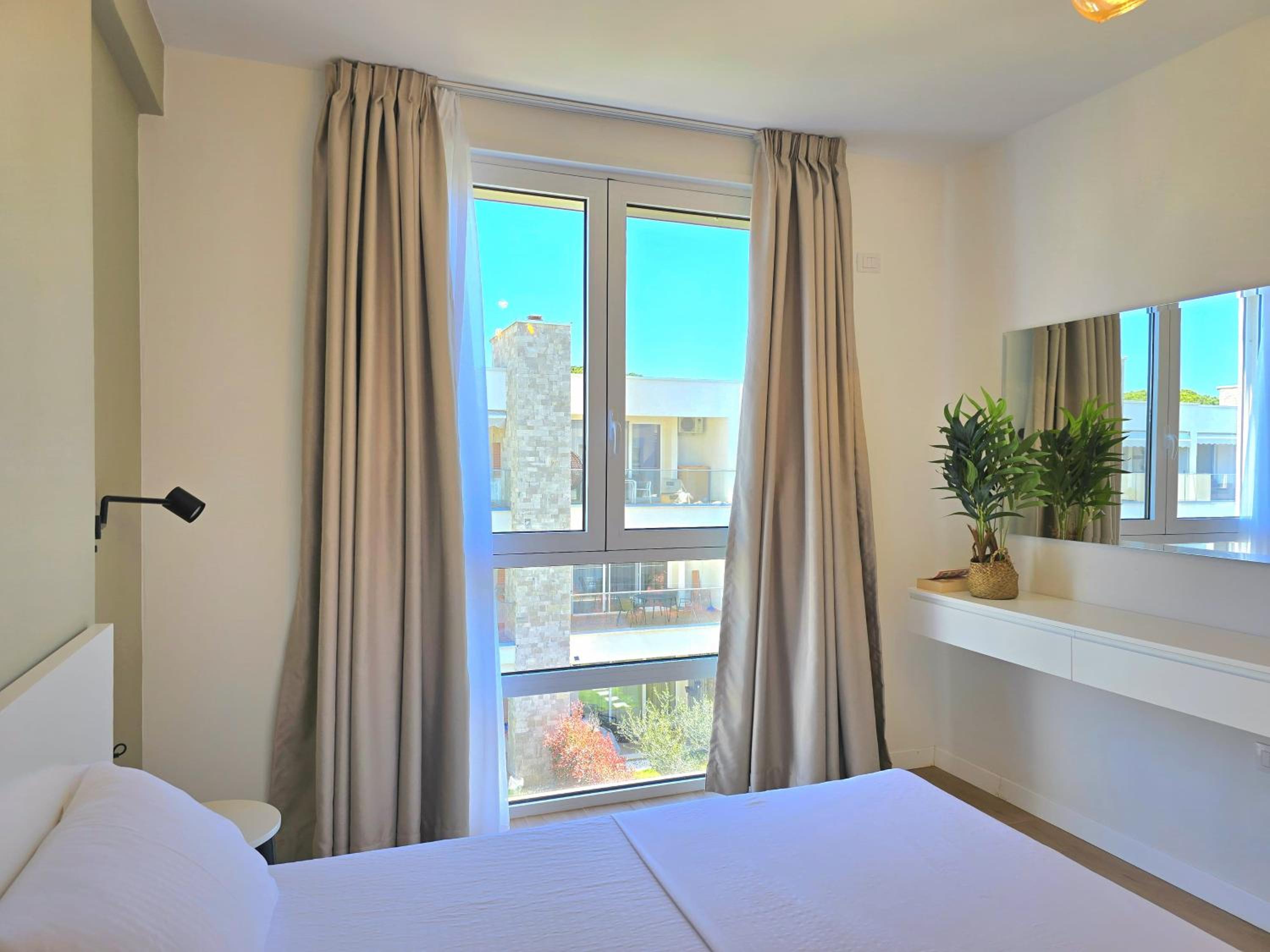 Sunny Beach Apartments - 295