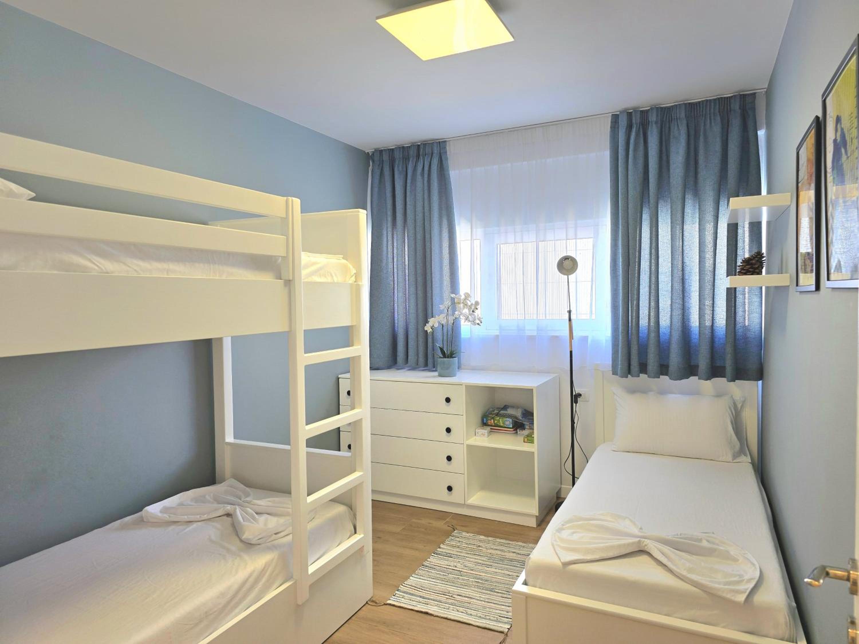 Sunny Beach Apartments - 295