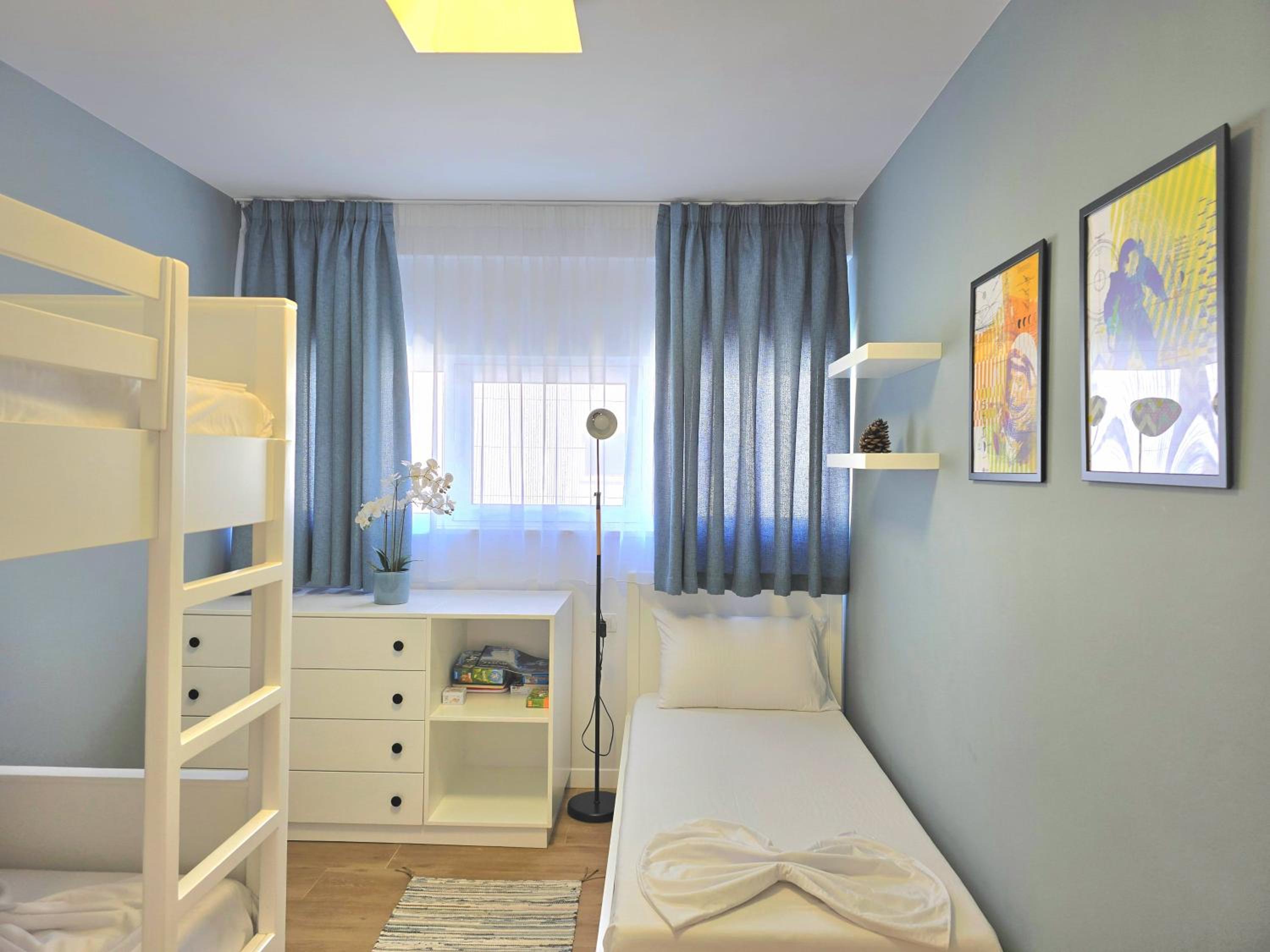 Sunny Beach Apartments - 295