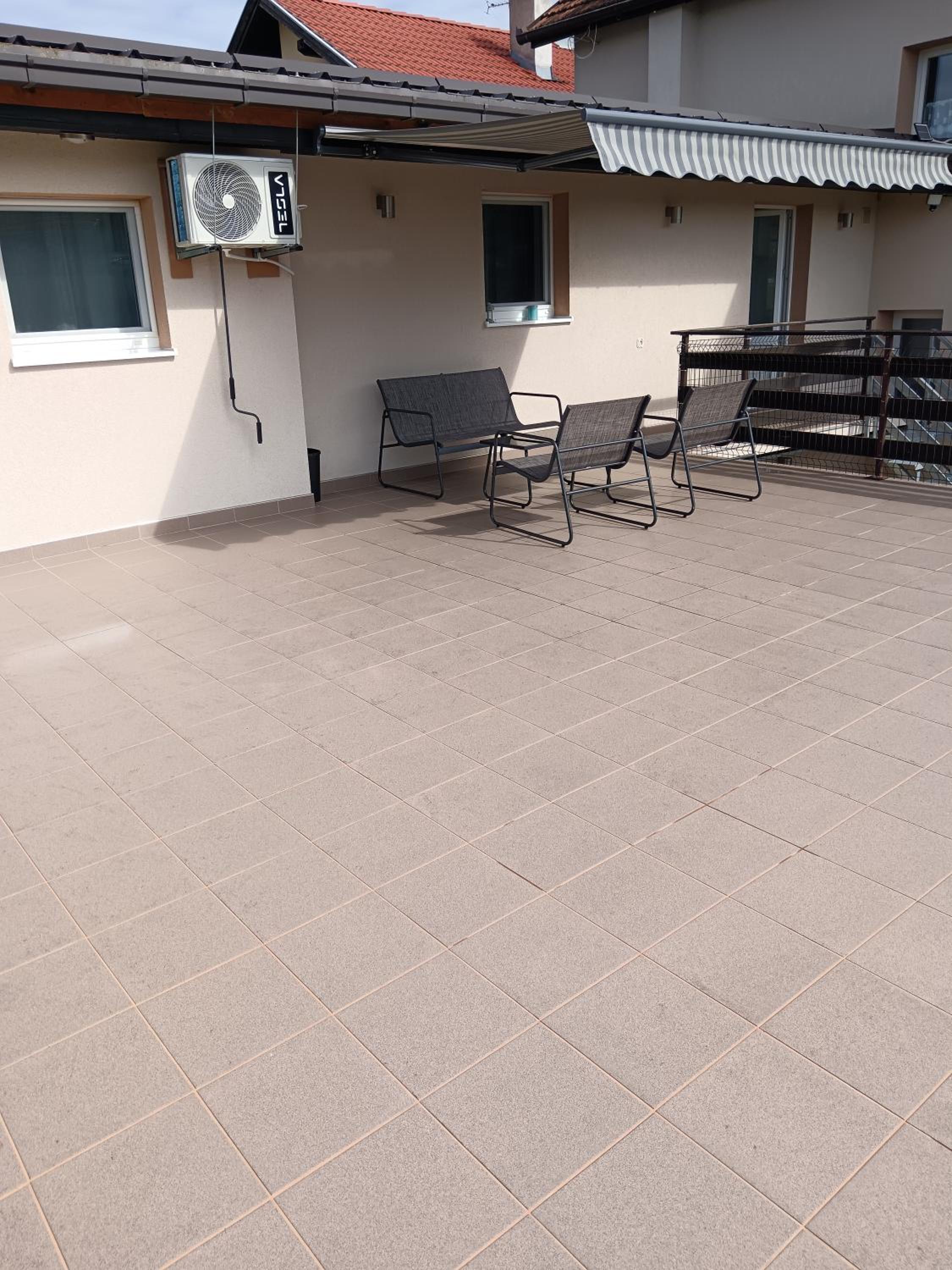 Apartman Ždralović