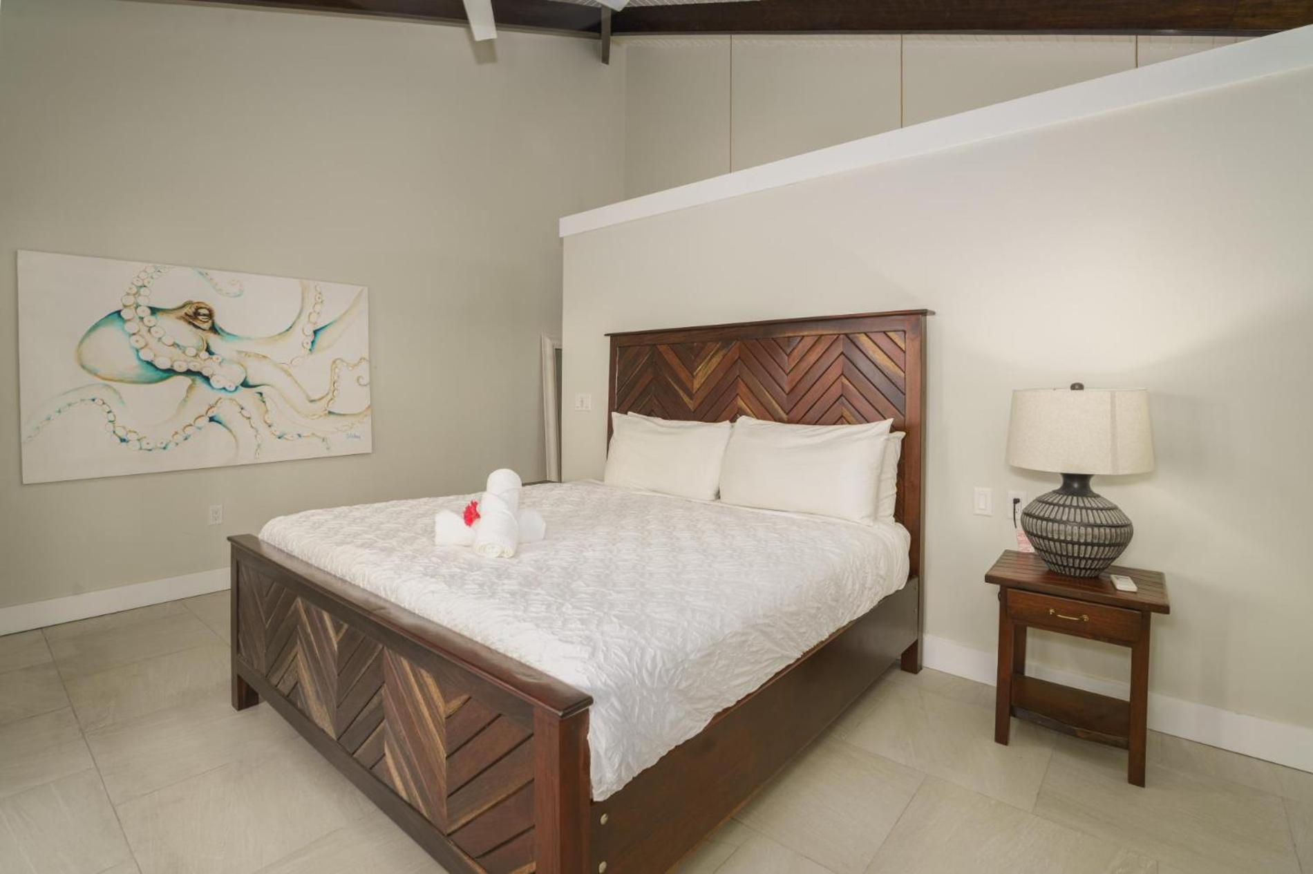 Casa de Wilson - 5 Bedroom Beachfront Villa