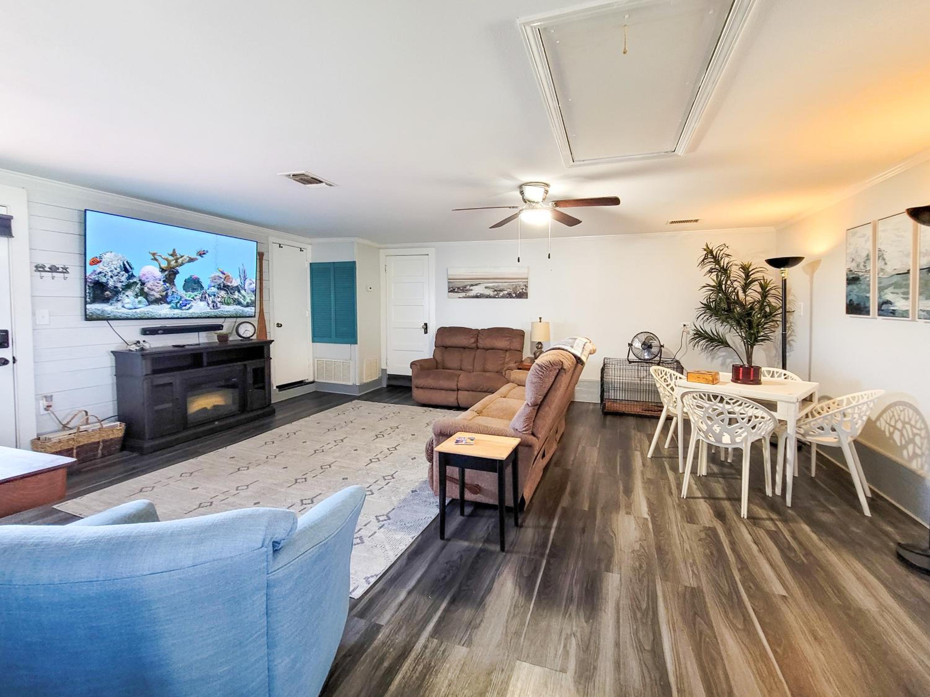 Cozy Coastal Retreat