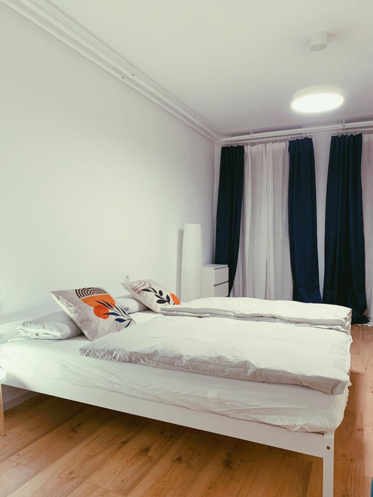 Welcoming Generous Apartment in Berlin-Kreuzberg