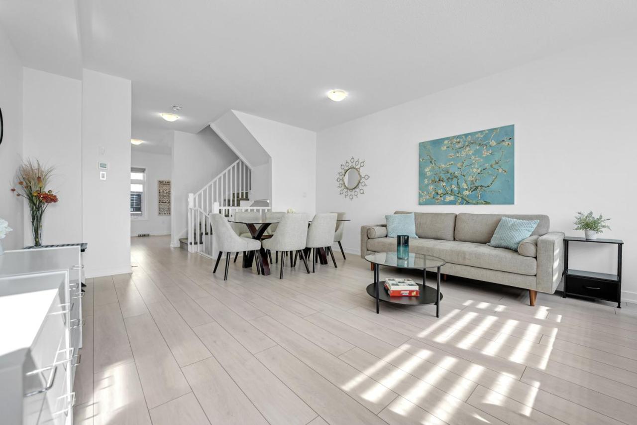 Posh 4 Bed Home with Backyard in Great Location