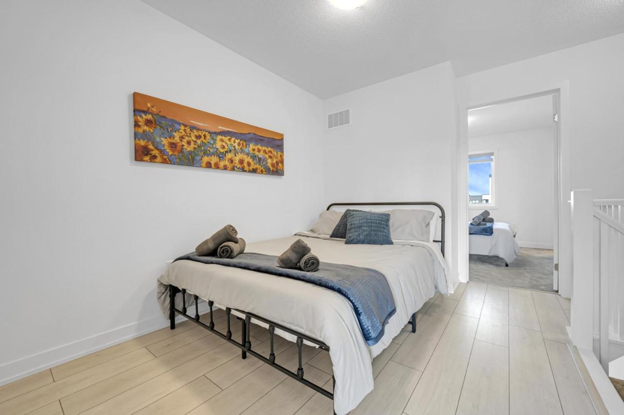 Posh 4 Bed Home with Backyard in Great Location