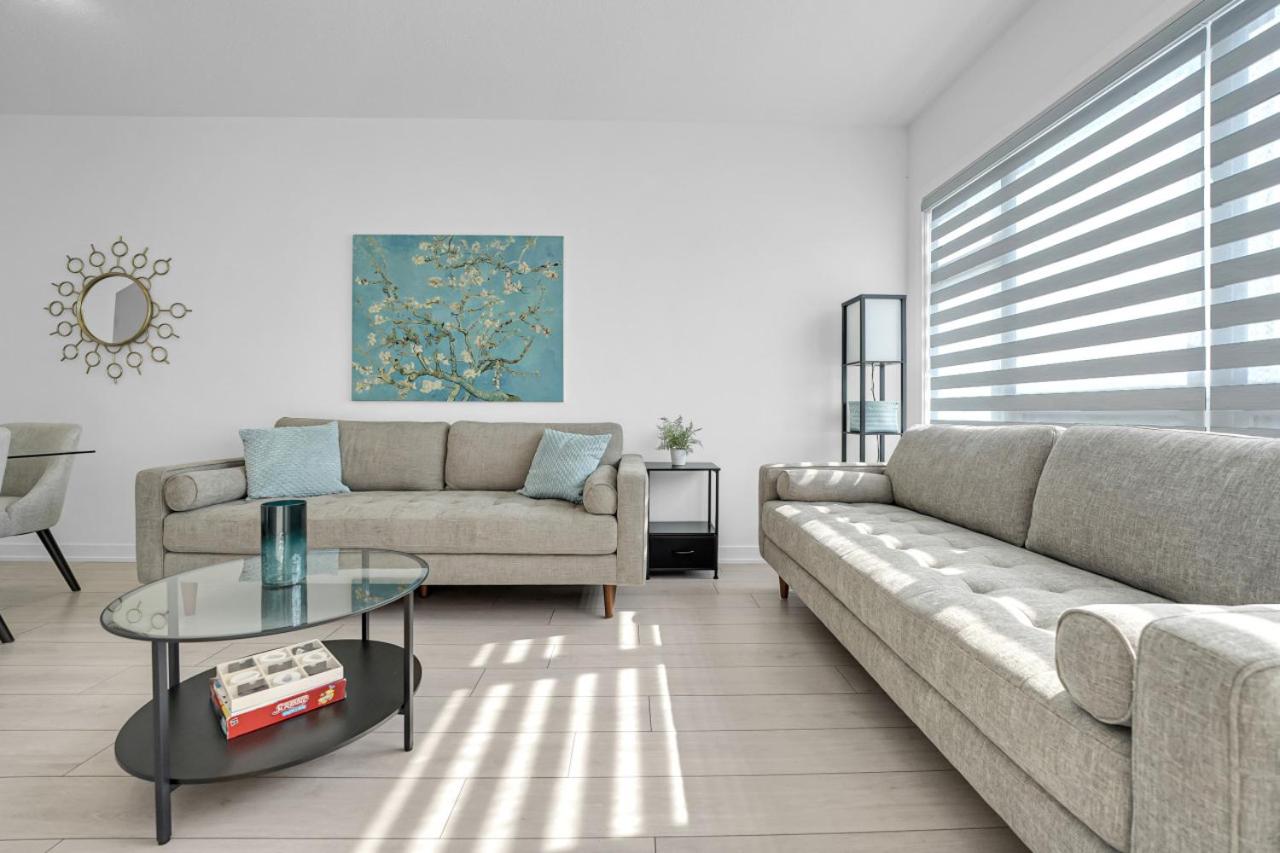 Posh 4 Bed Home with Backyard in Great Location